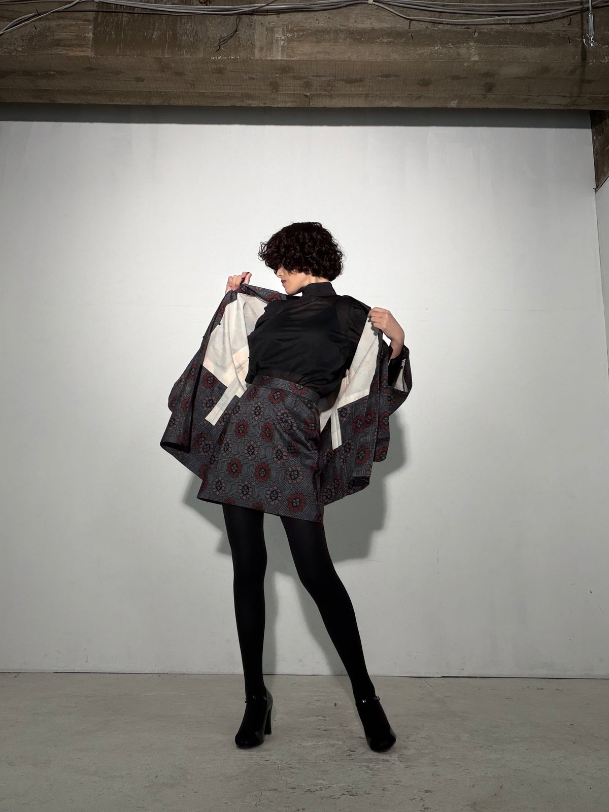 Vintage Tsumugi Haori & Kimono Skirt Set "SAI006 - approx. US 2–4 / UK 6–8 / EU 34–36" — Upcycled from Japanese Kimono