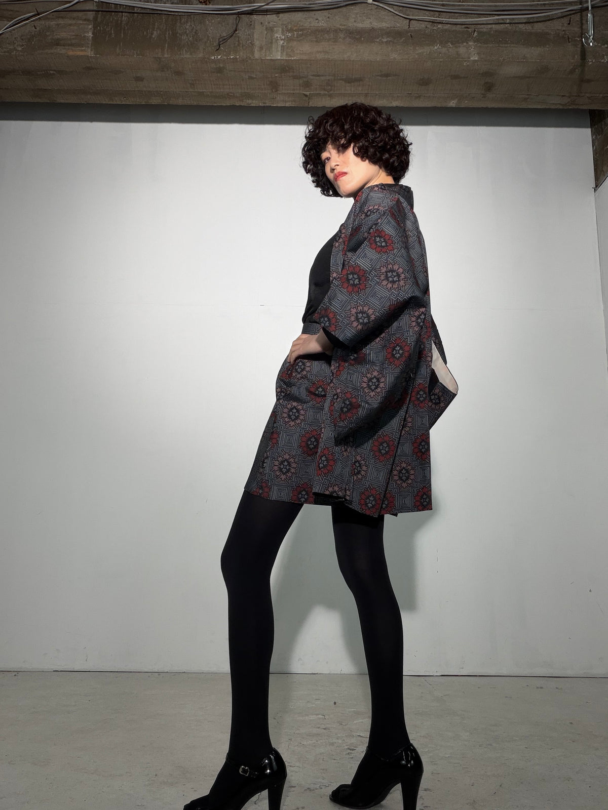 Vintage Tsumugi Haori & Kimono Skirt Set "SAI006 - approx. US 2–4 / UK 6–8 / EU 34–36" — Upcycled from Japanese Kimono
