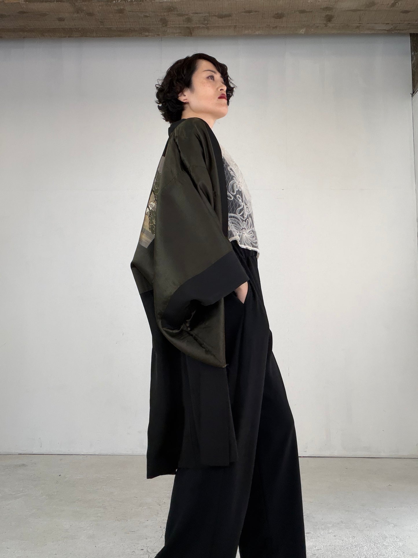 VINTAGE KUROMONTSUKI HAORI "maruni-daki-myoga, KUR111"