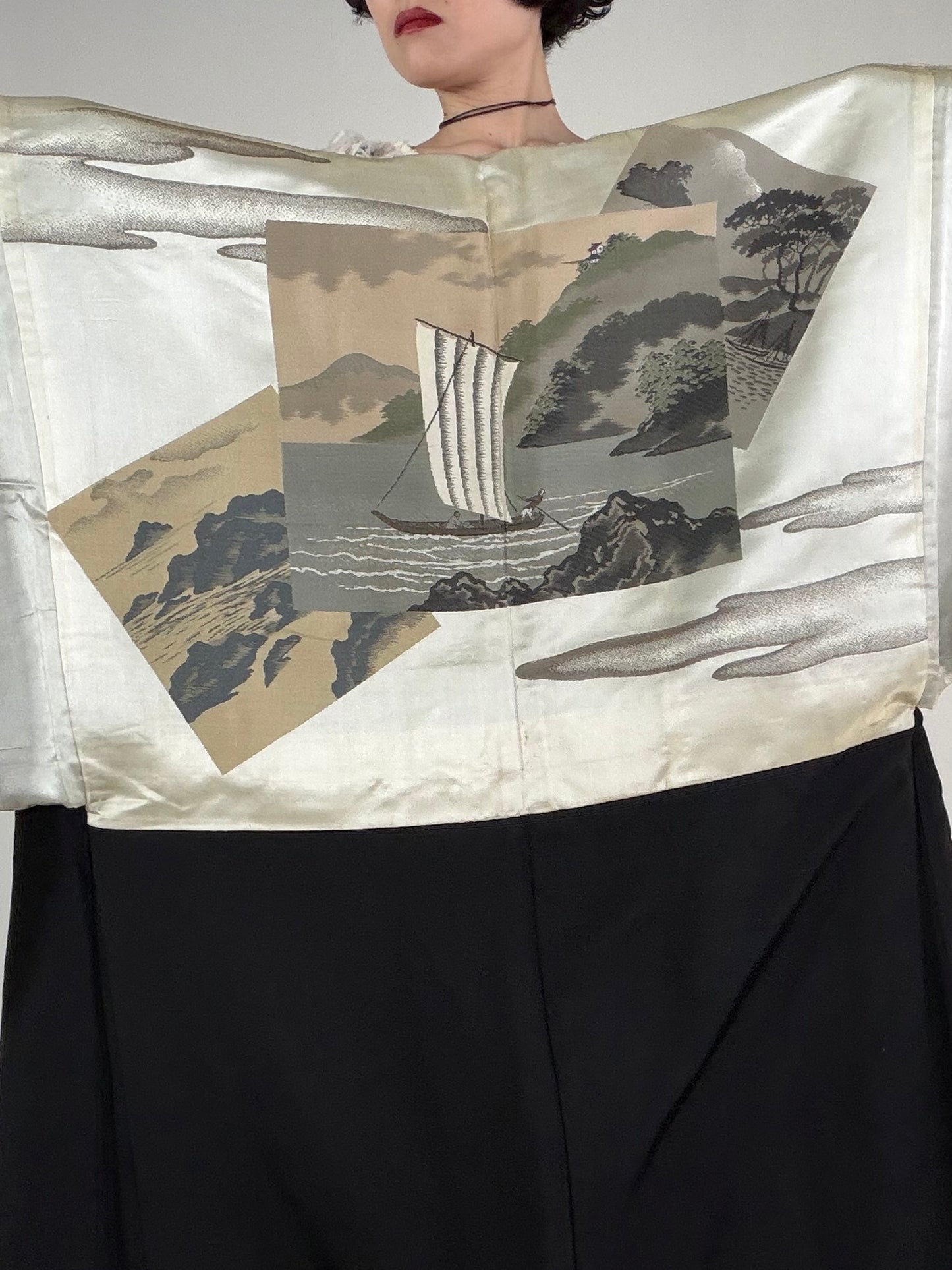 VINTAGE KUROMONTSUKI HAORI "fune, KUR115" *high-damage *hari-mon