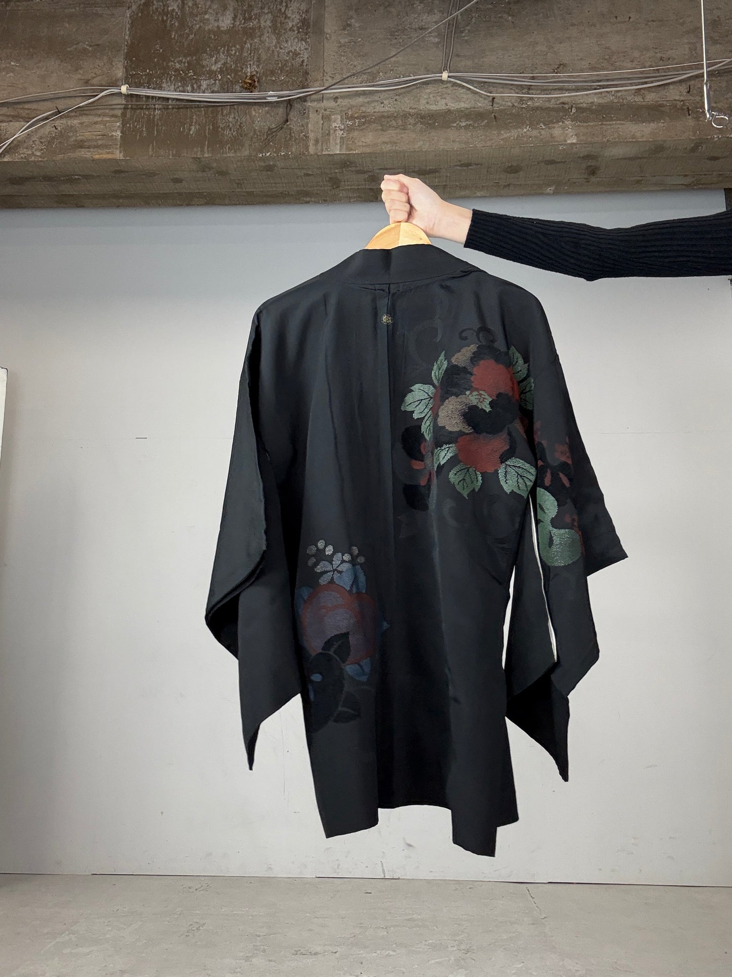 VINTAGE BLACK HAORI "tachibana, antique"