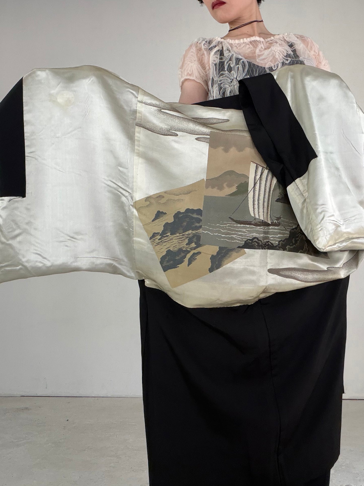 VINTAGE KUROMONTSUKI HAORI "fune, KUR115" *high-damage *hari-mon