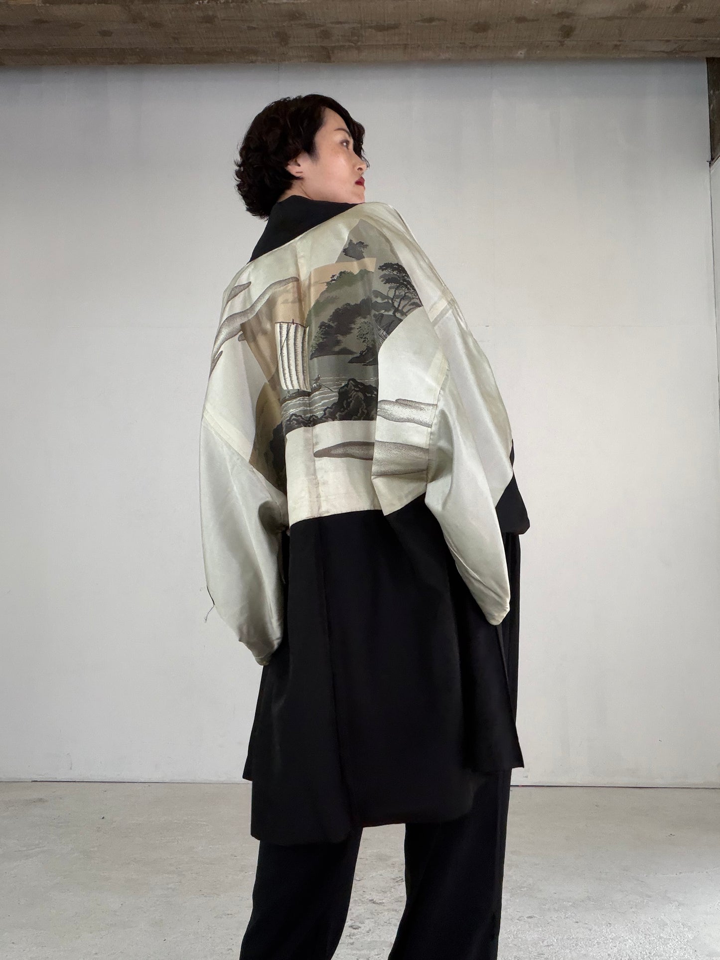 VINTAGE KUROMONTSUKI HAORI "fune, KUR115" *high-damage *hari-mon