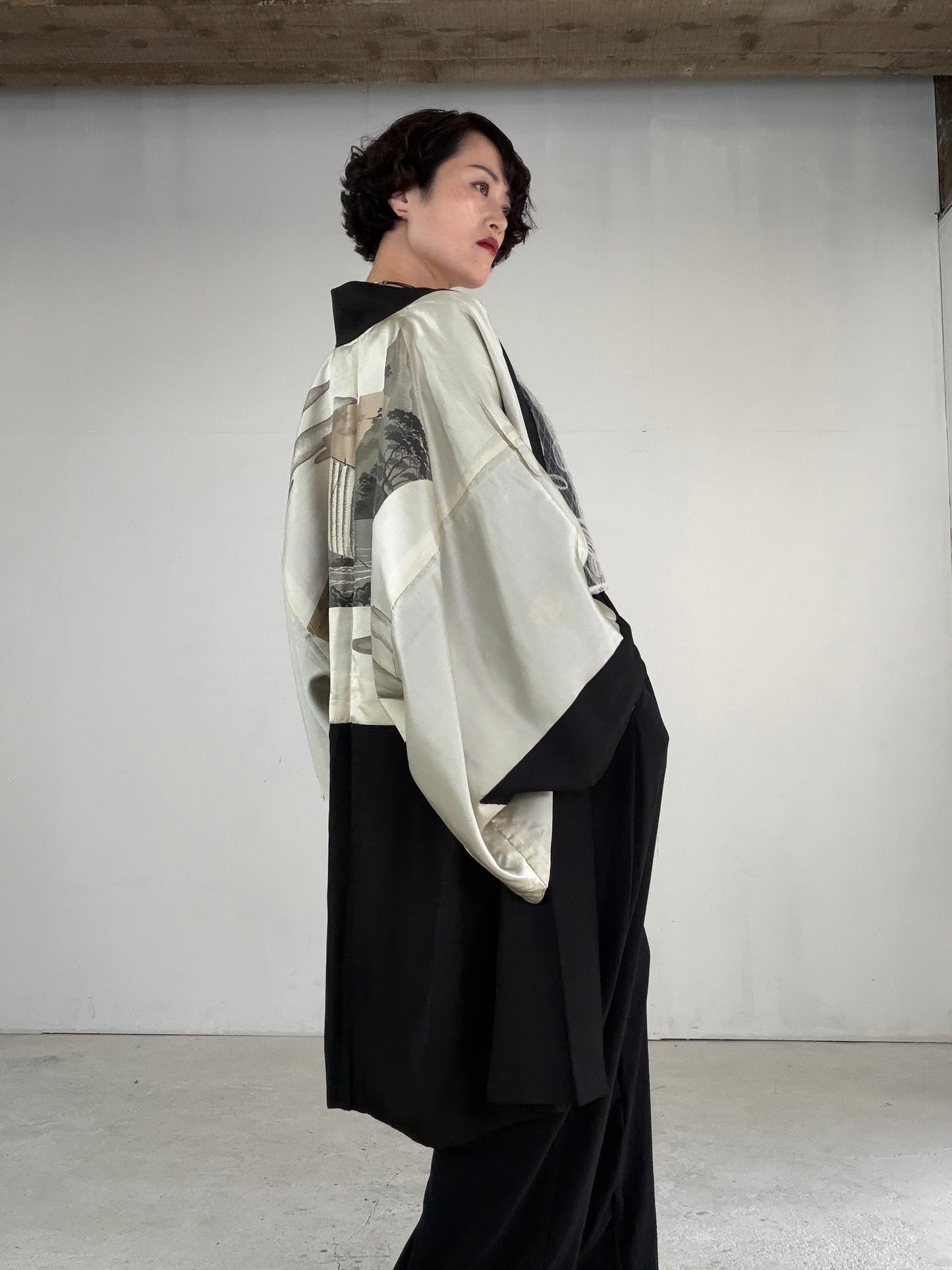 VINTAGE KUROMONTSUKI HAORI "fune, KUR115" *high-damage *hari-mon