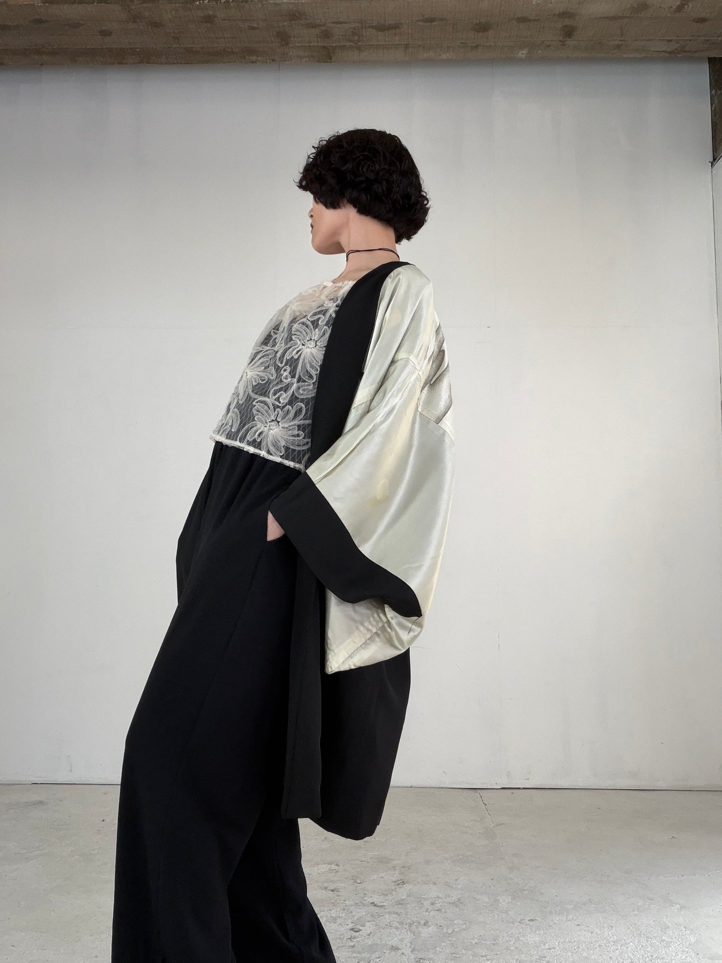 VINTAGE KUROMONTSUKI HAORI "fune, KUR115" *high-damage *hari-mon