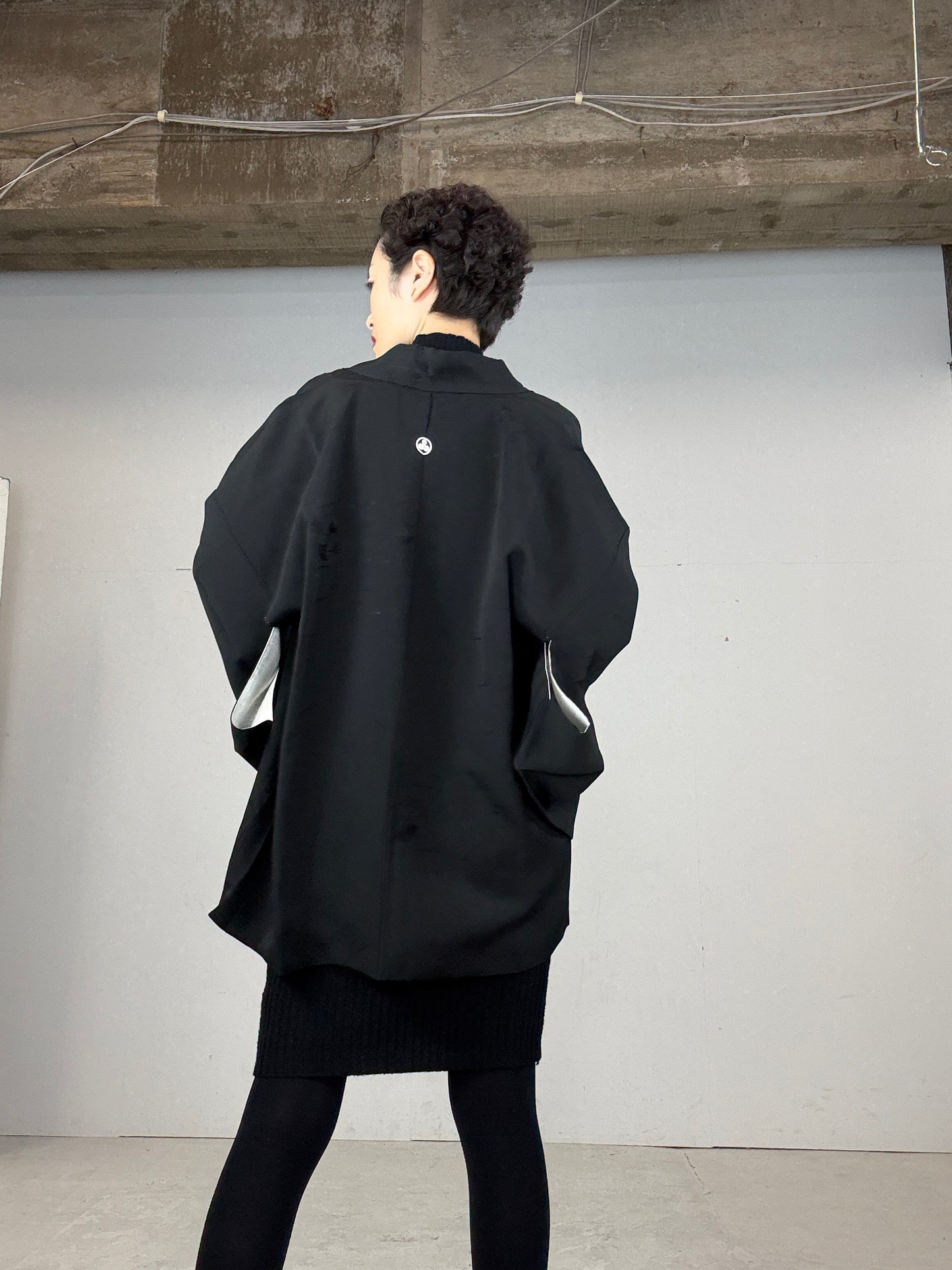 VINTAGE BLACK HAORI "ground pattern, nami, gosan-kiri"