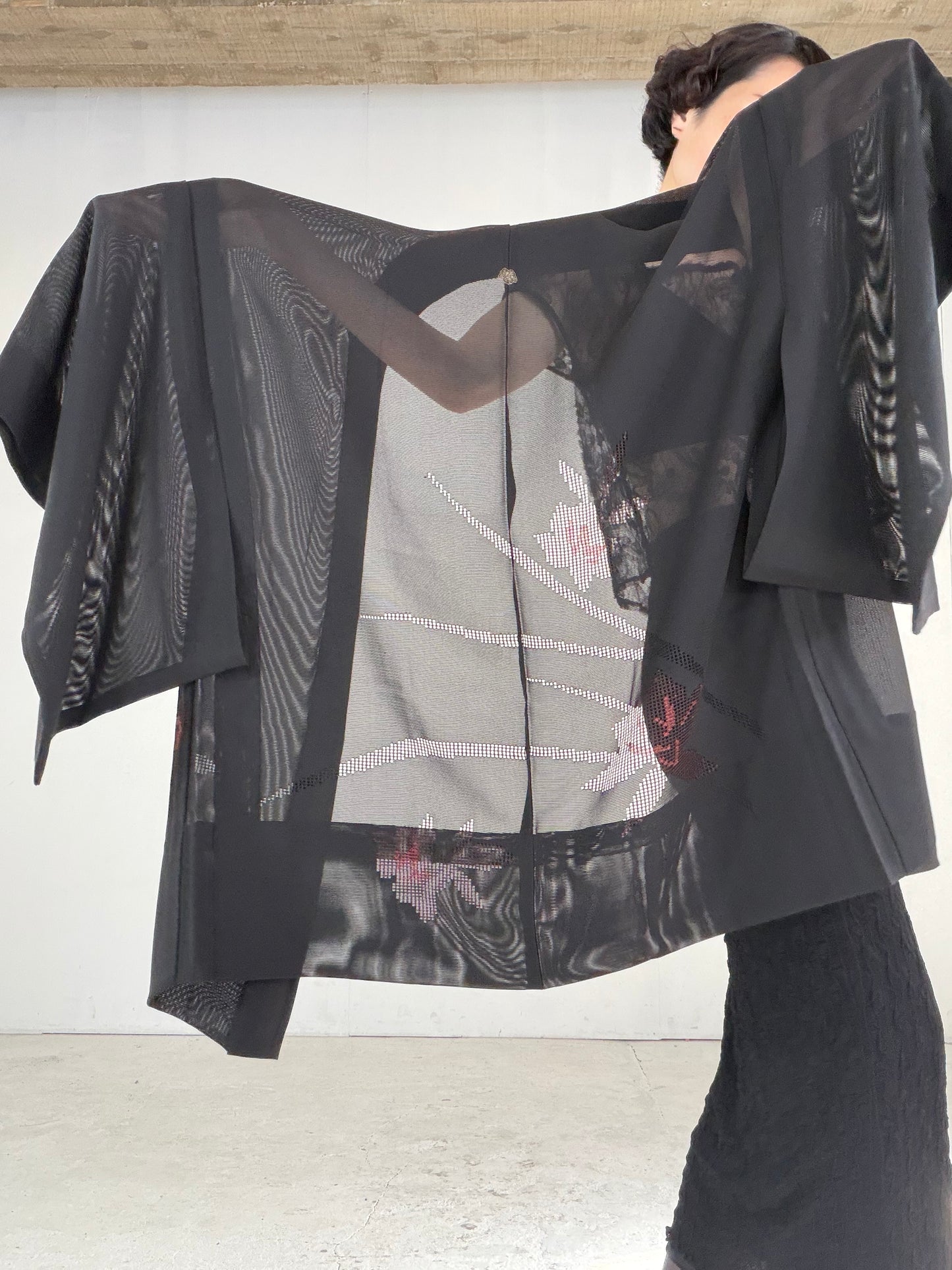 VINTAGE BLACK HAORI SHEER “ro, haba, tsutakamon, SHH043" *damage