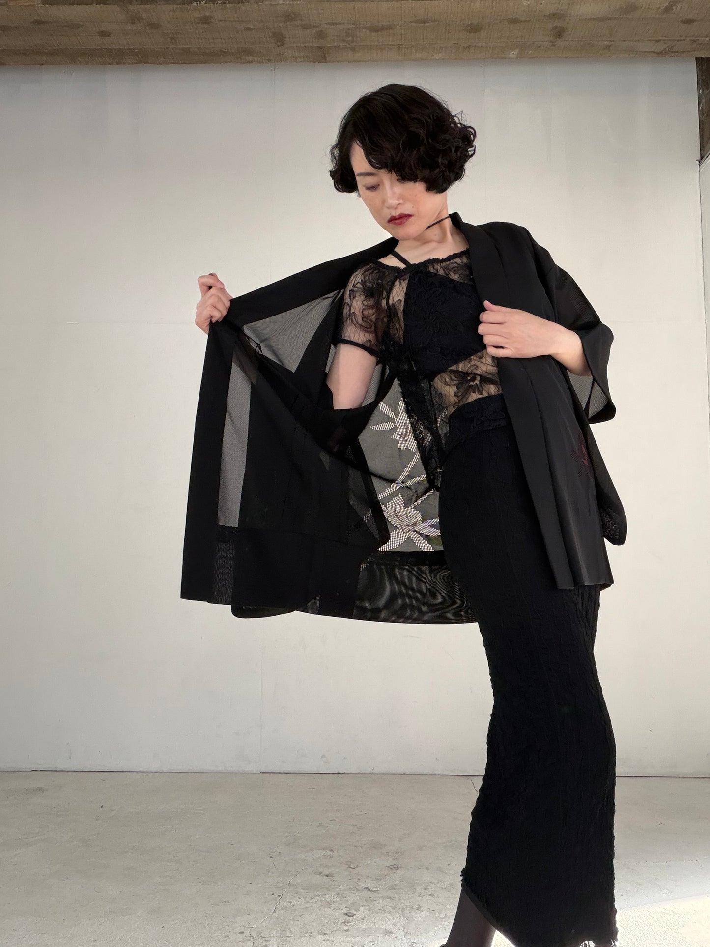 VINTAGE BLACK HAORI SHEER “ro, haba, tsutakamon, SHH043" *damage