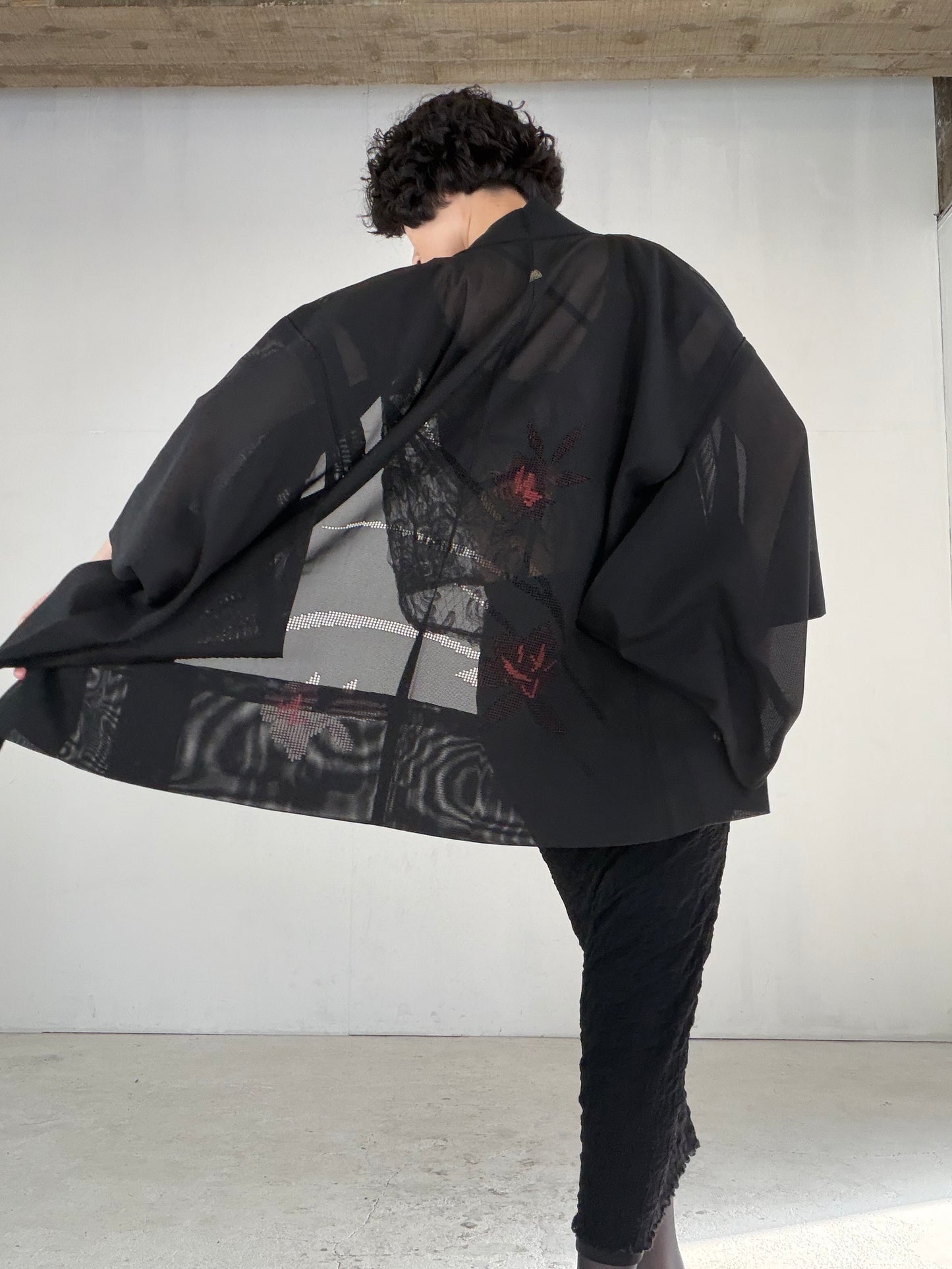 VINTAGE BLACK HAORI SHEER “ro, haba, tsutakamon, SHH043" *damage