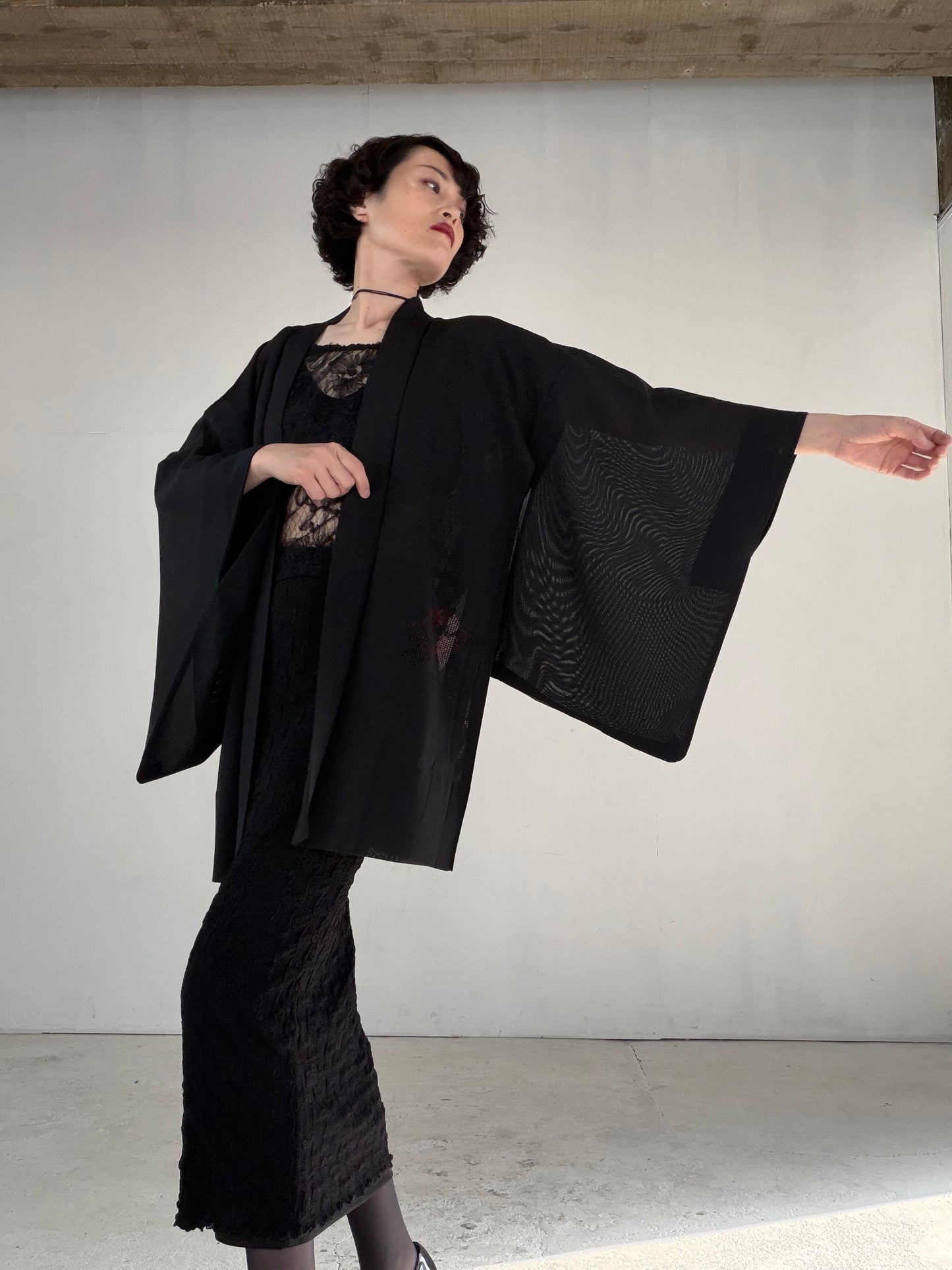 VINTAGE BLACK HAORI SHEER “ro, red-nami, SHH045"