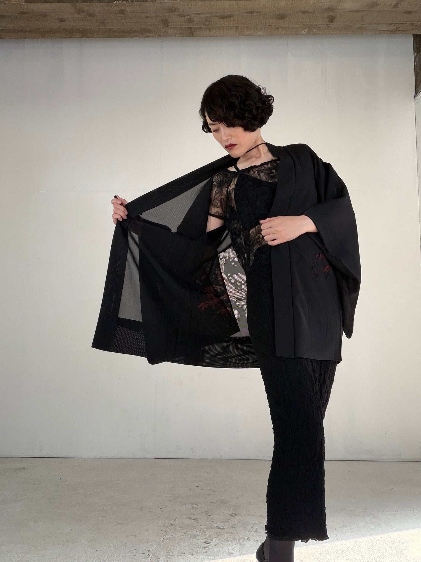 VINTAGE BLACK HAORI SHEER “ro, red-nami, SHH045"