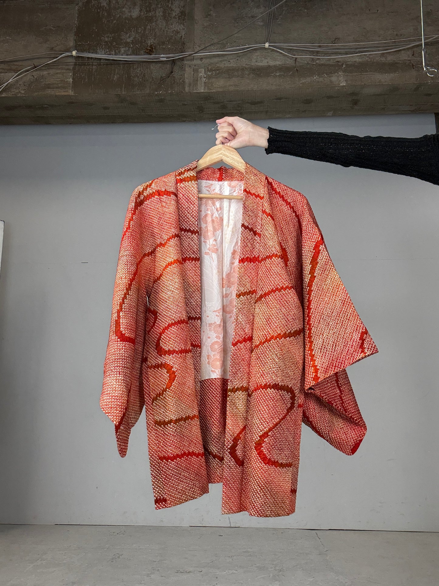 VINTAGE SHIBORI HAORI "kusumi, shu" *damage