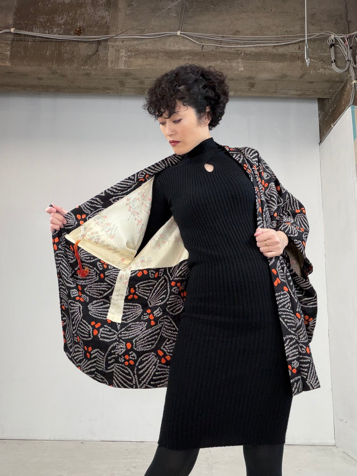 VINTAGE SHIBORI HAORI "kurohana, SIB102"