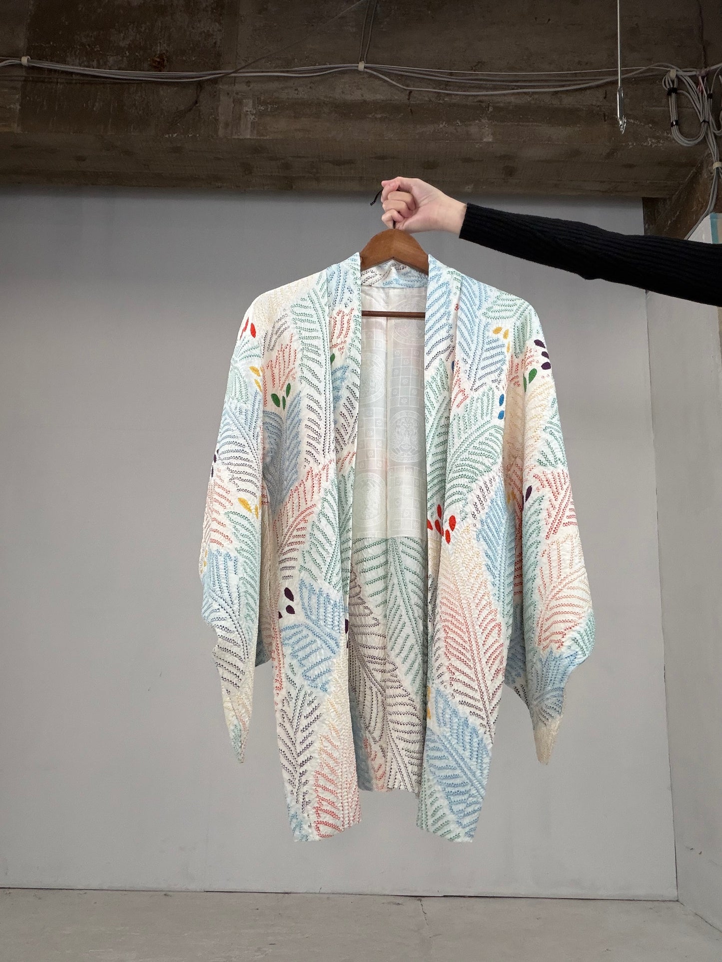 VINTAGE SHIBORI HAORI "kujyaku, SIB105"