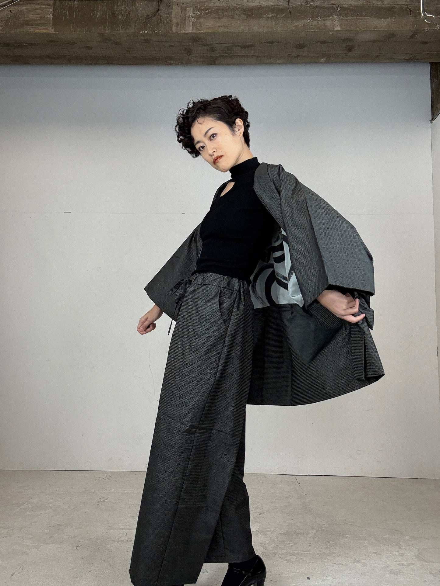 Oshima Tsumugi HAORI  and KIMONO elastic waist pants(large size) upcycled from Japanese kimono(Unisex)"DARUMA"