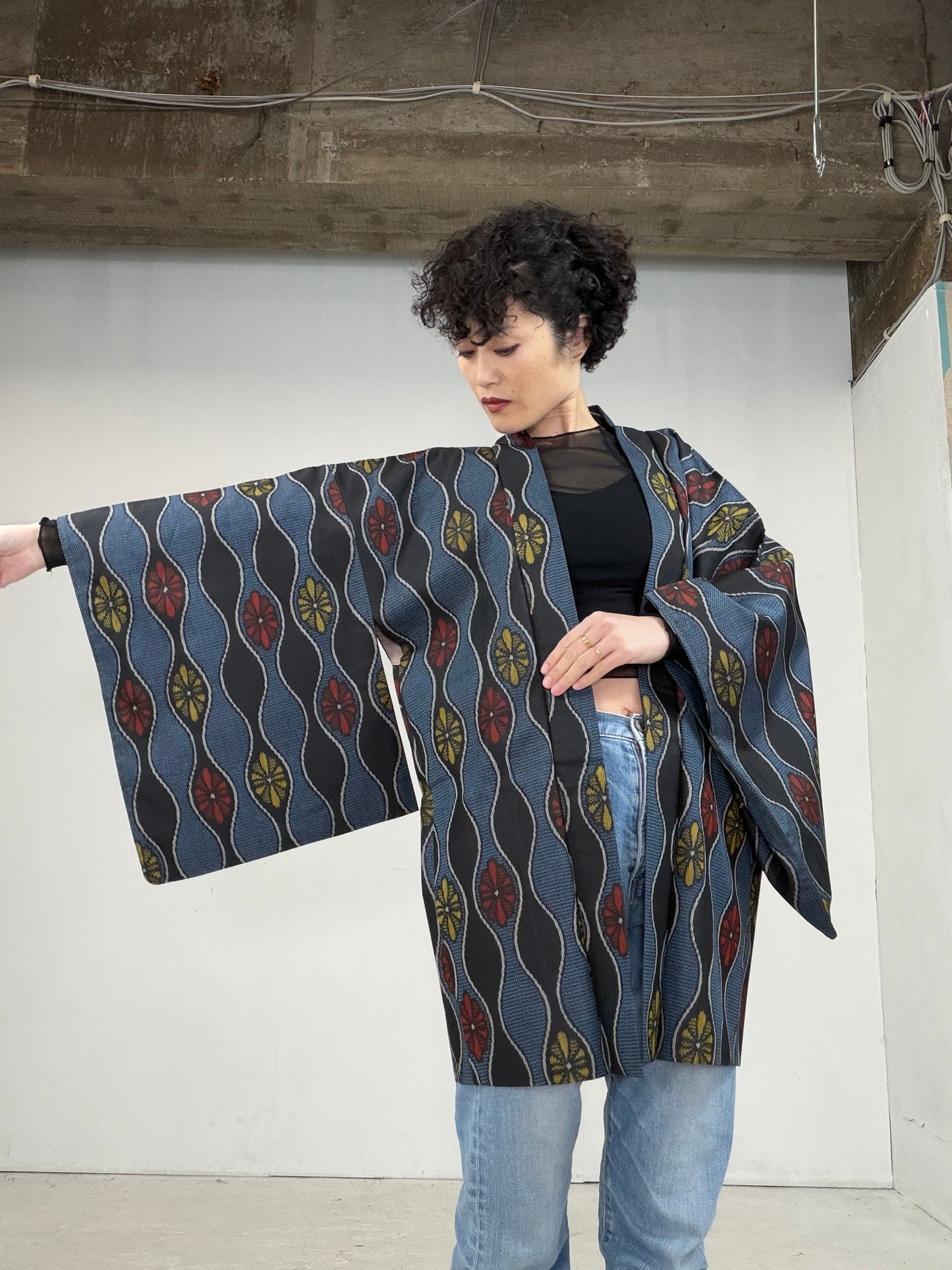 VINTAGE KAWAII HAORI "tsumugi, KAW104"*high-damage