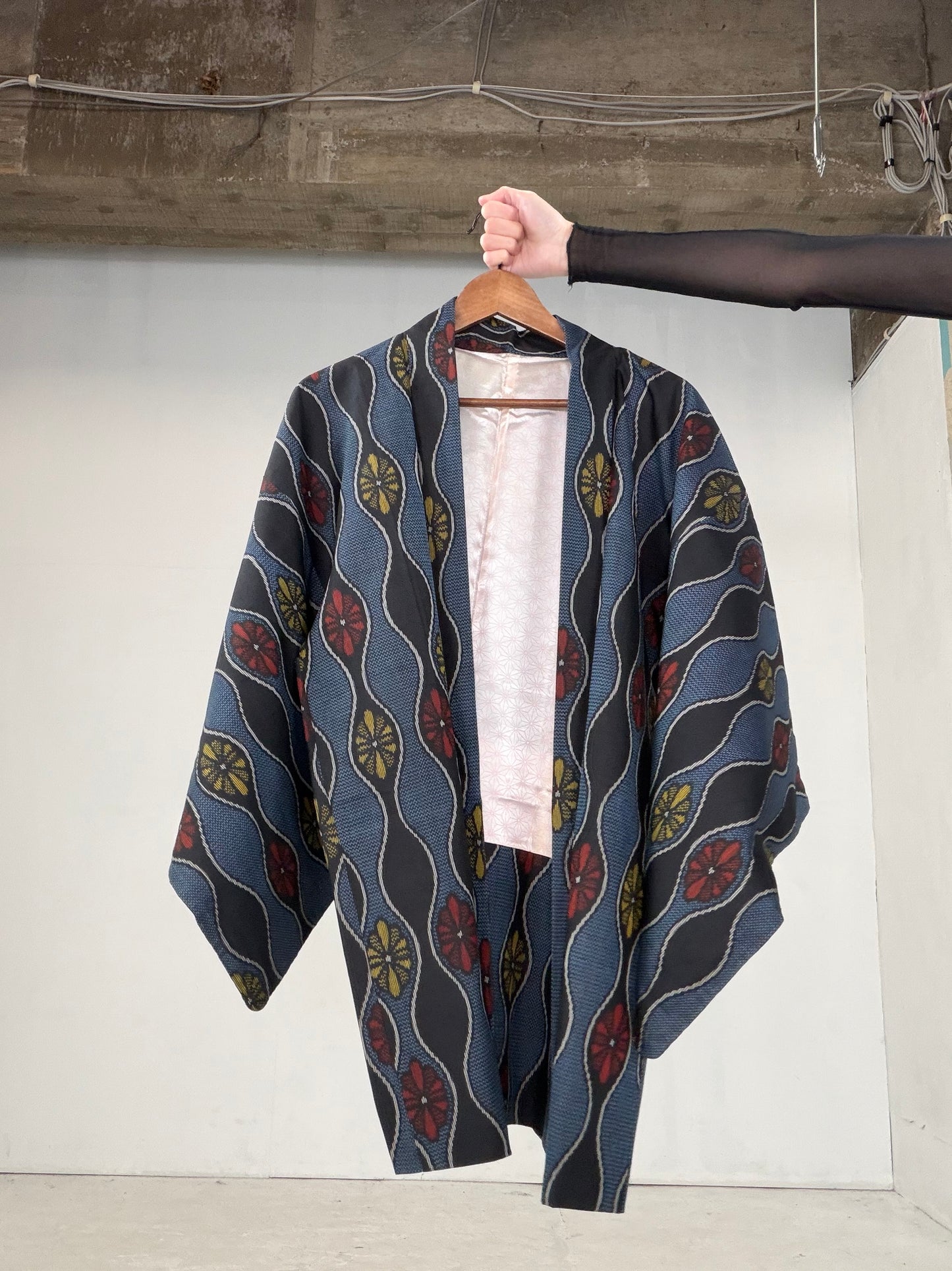 VINTAGE KAWAII HAORI "tsumugi, KAW104"*high-damage