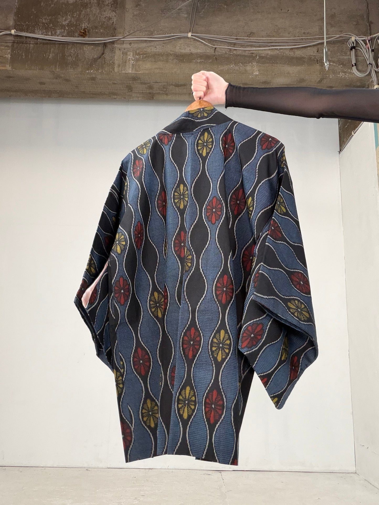 VINTAGE KAWAII HAORI "tsumugi, KAW104"*high-damage