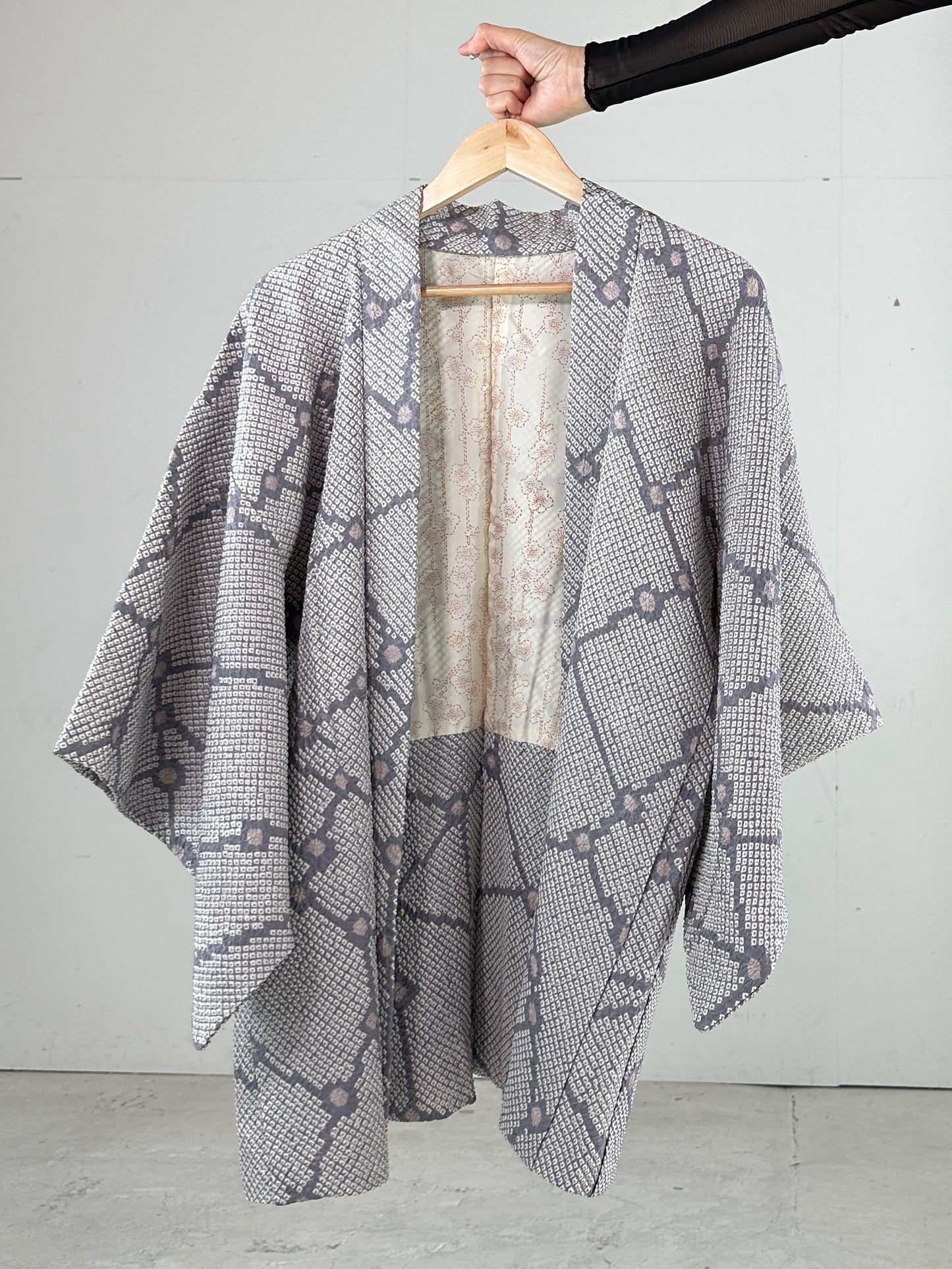 VINTAGE SHIBORI HAORI usunezu