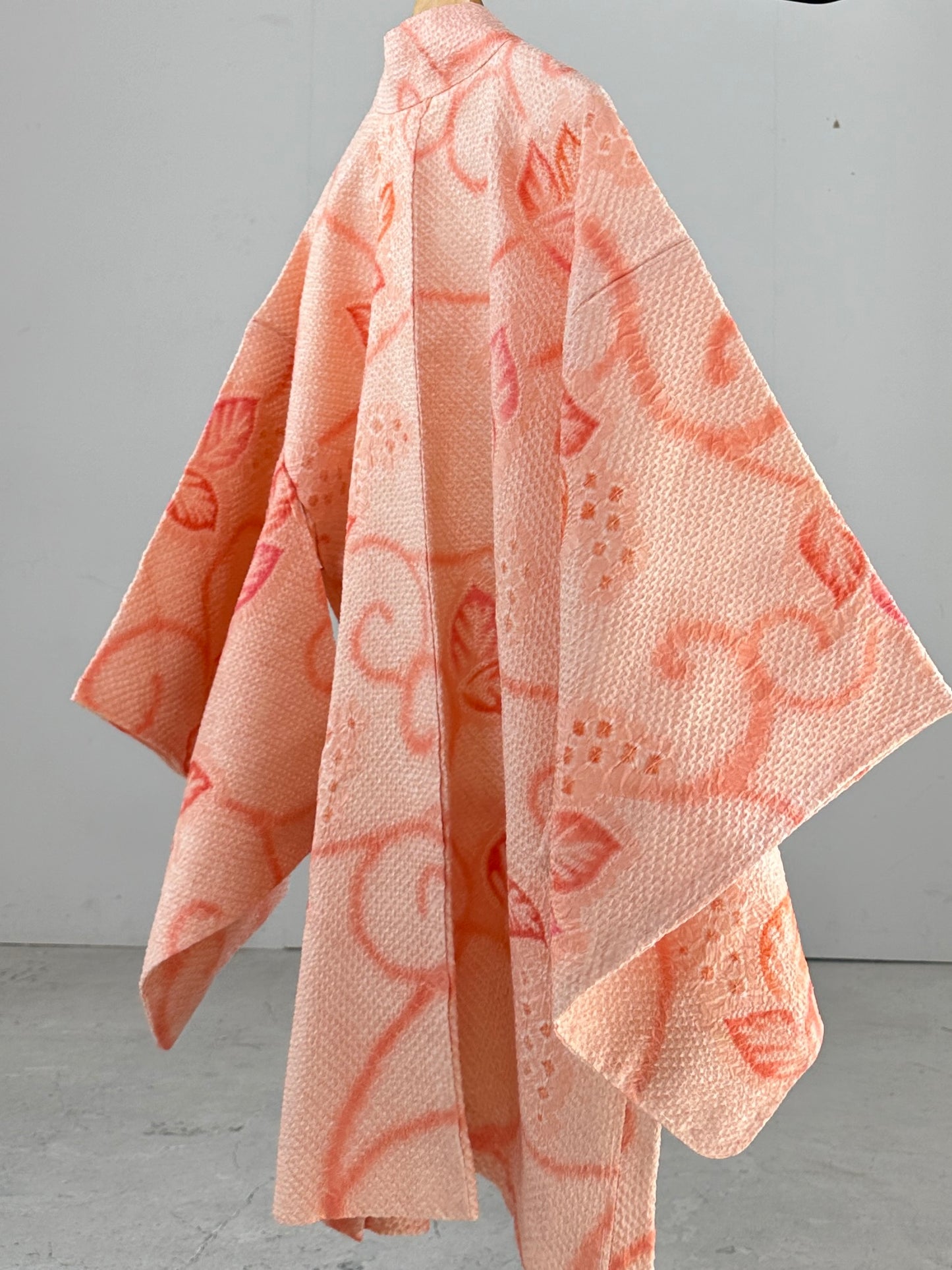 VINTAGE SHIBORI HAORI karakusa