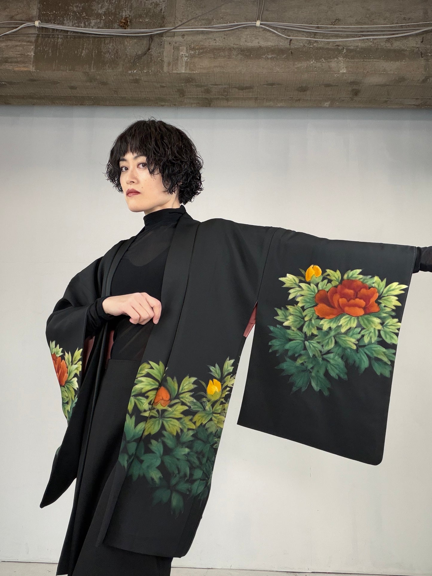 VINTAGE BLACK HAORI  "botan, BLK120"