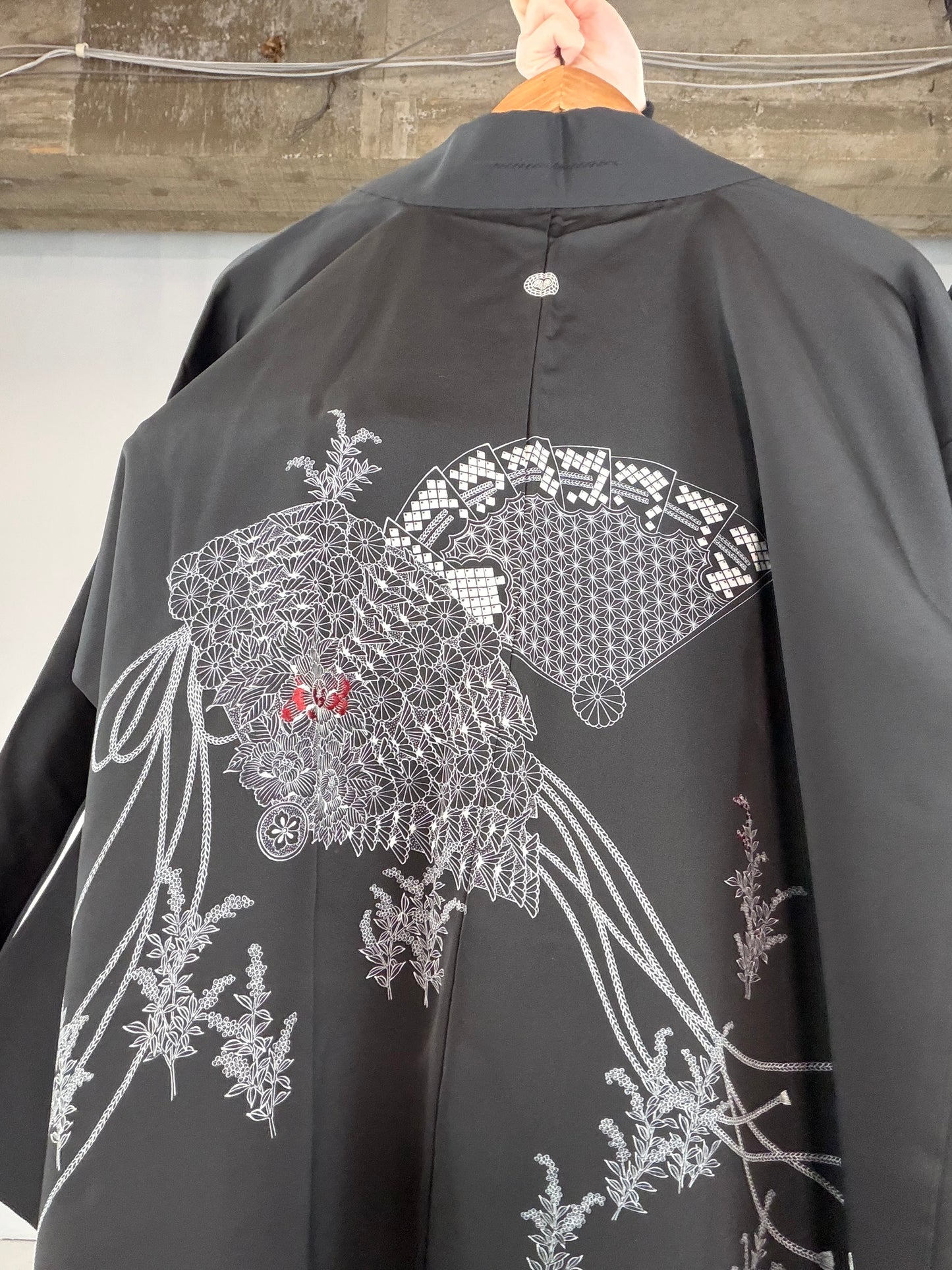 VINTAGE BLACK HAORI  "ougi, BLK122"