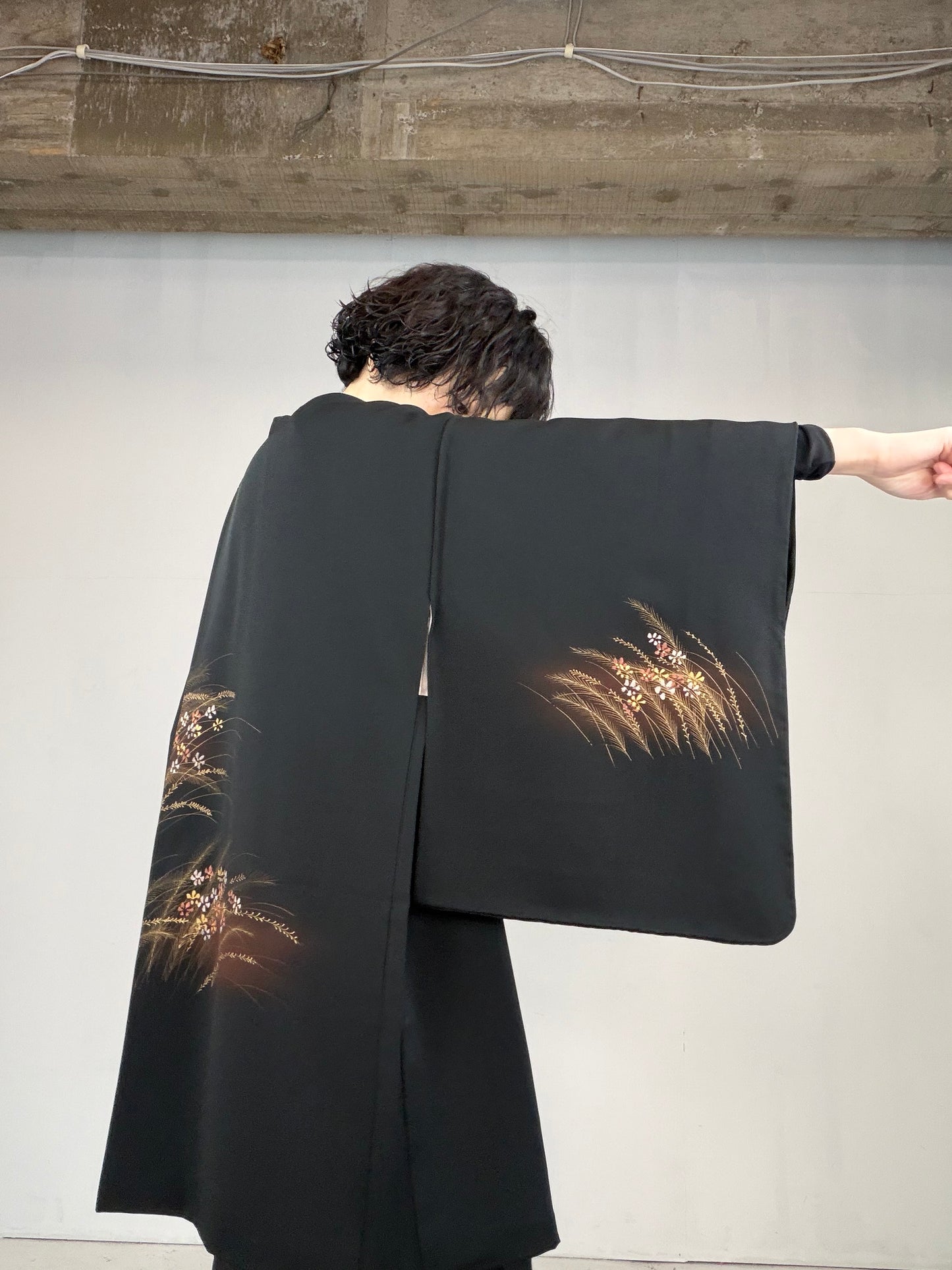 VINTAGE BLACK HAORI  "susuki-kobana, BLK123"