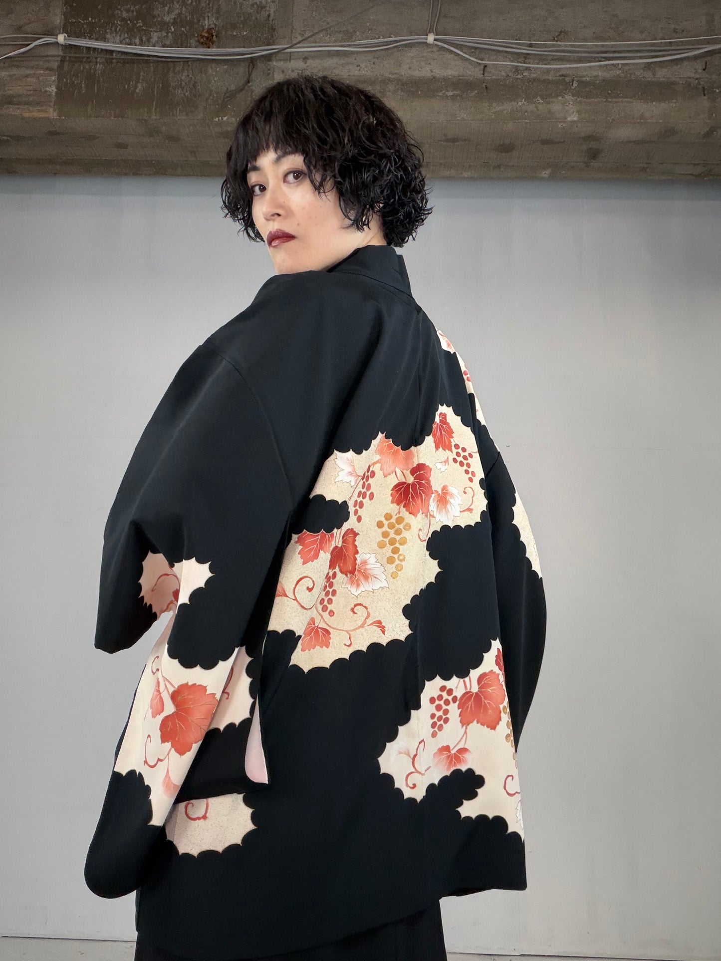 VINTAGE BLACK HAORI  "budou, BLK126"