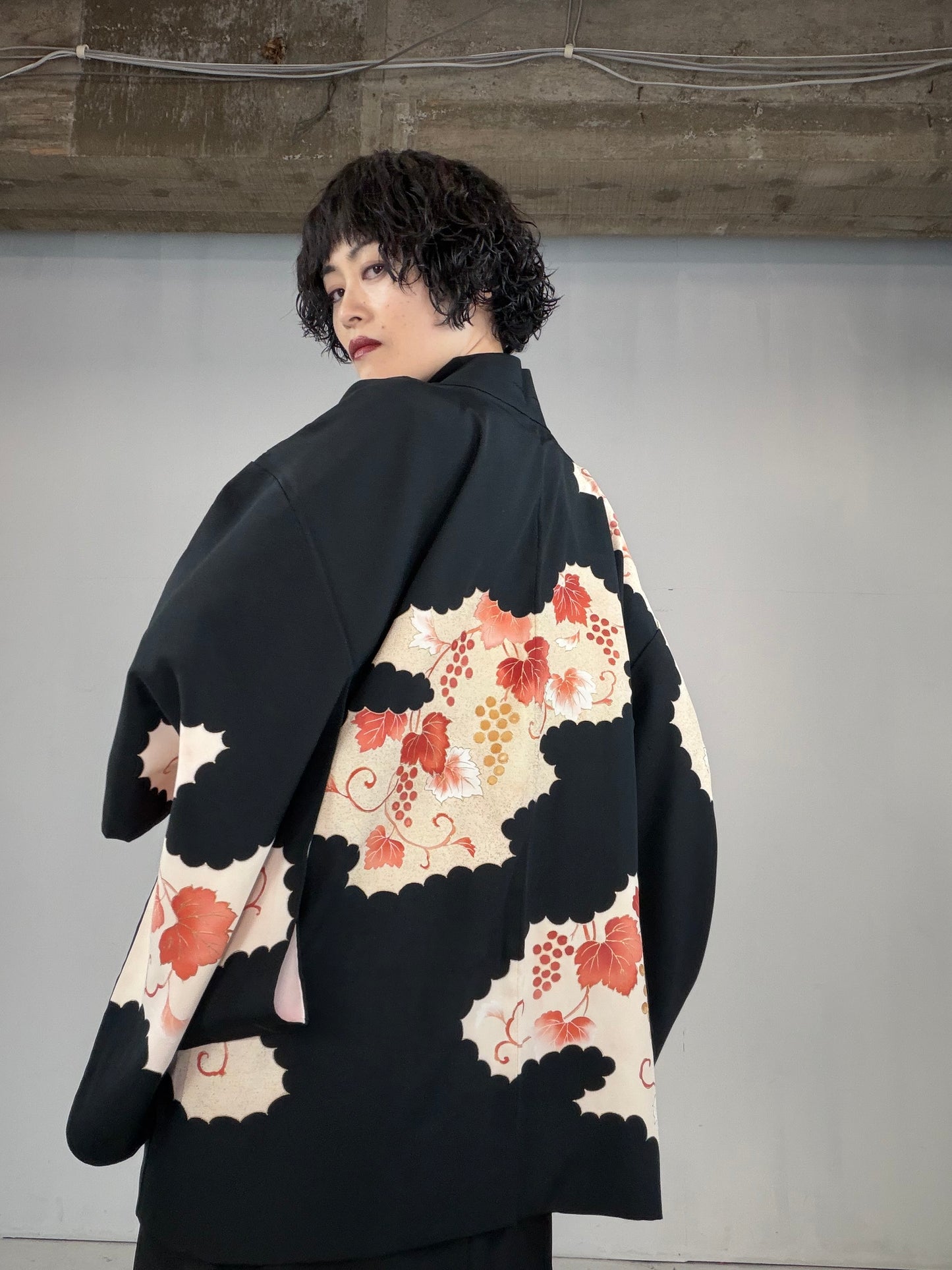 VINTAGE BLACK HAORI  "budou, BLK126"