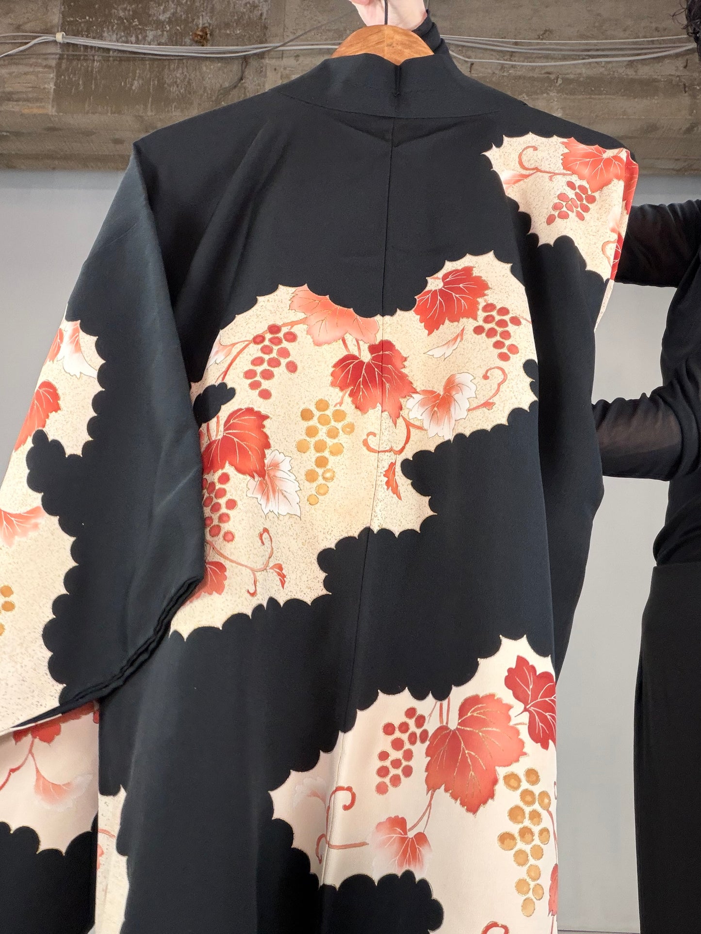 VINTAGE BLACK HAORI  "budou, BLK126"