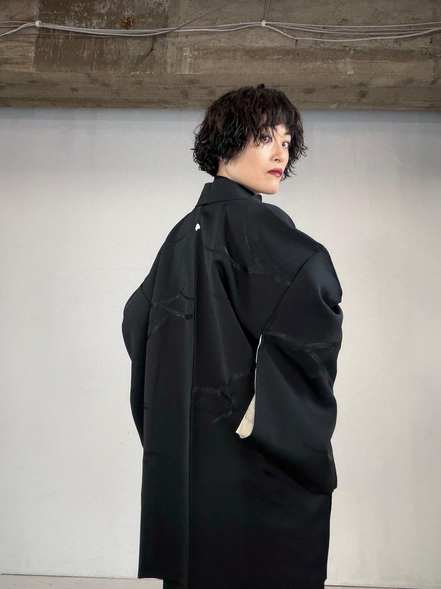 VINTAGE BLACK HAORI  "shibakusa, BLK125"