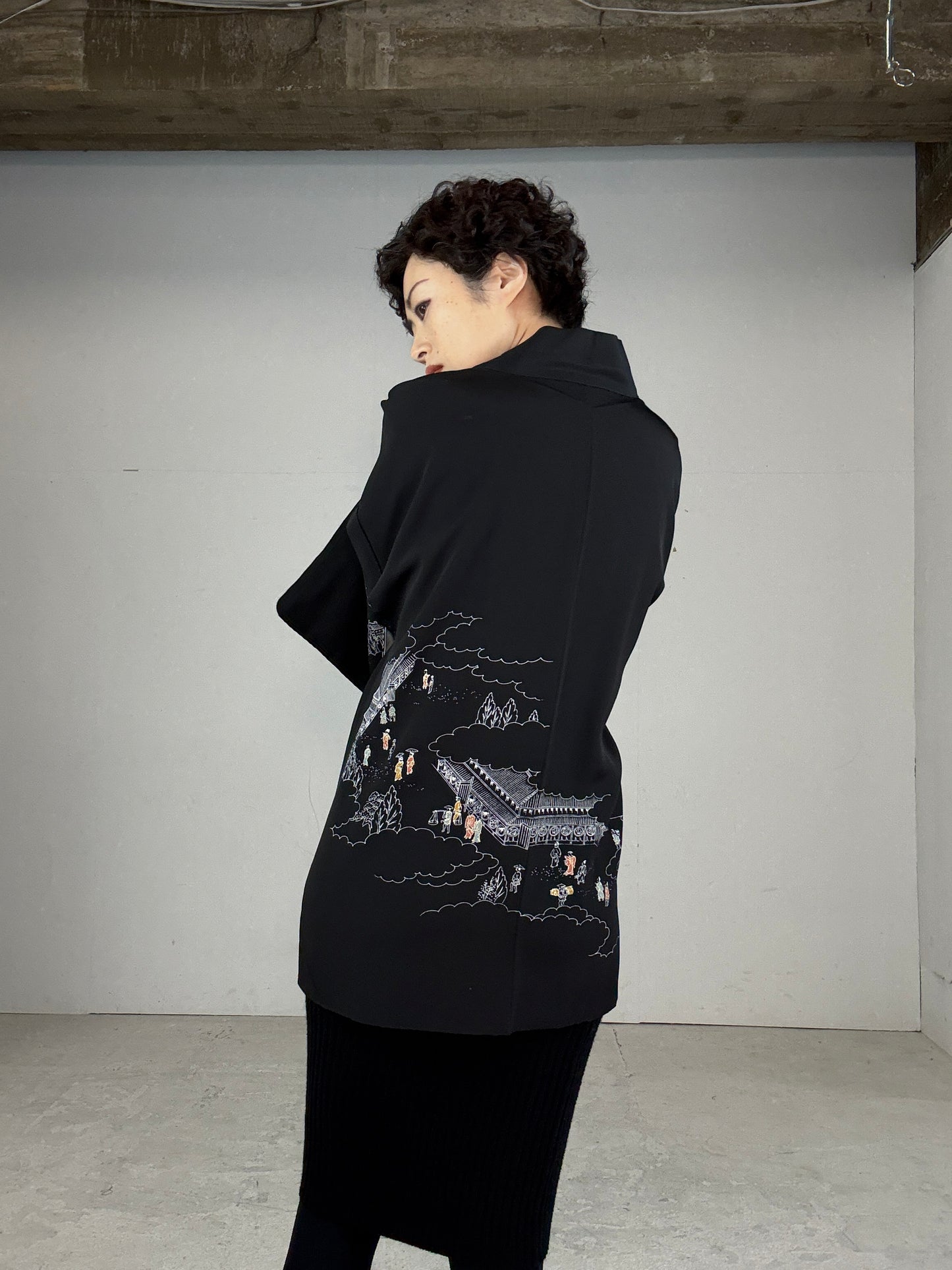 VINTAGE BLACK HAORI "machinami-hitobito"