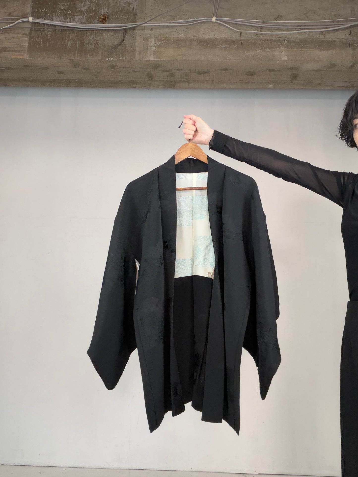 VINTAGE BLACK HAORI  "kaioke, BLK127"