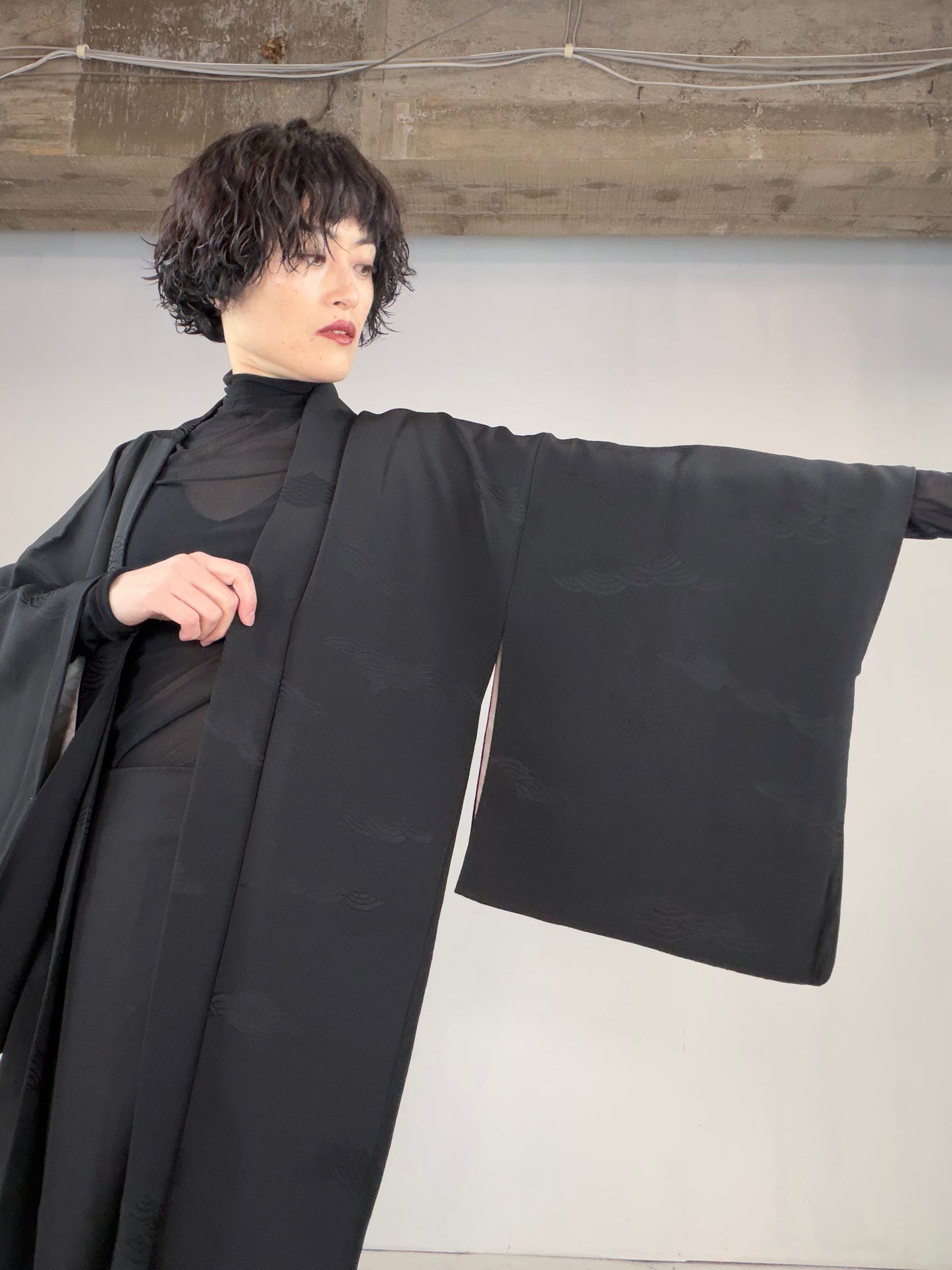 VINTAGE BLACK HAORI  "seigaiha, BLK129"