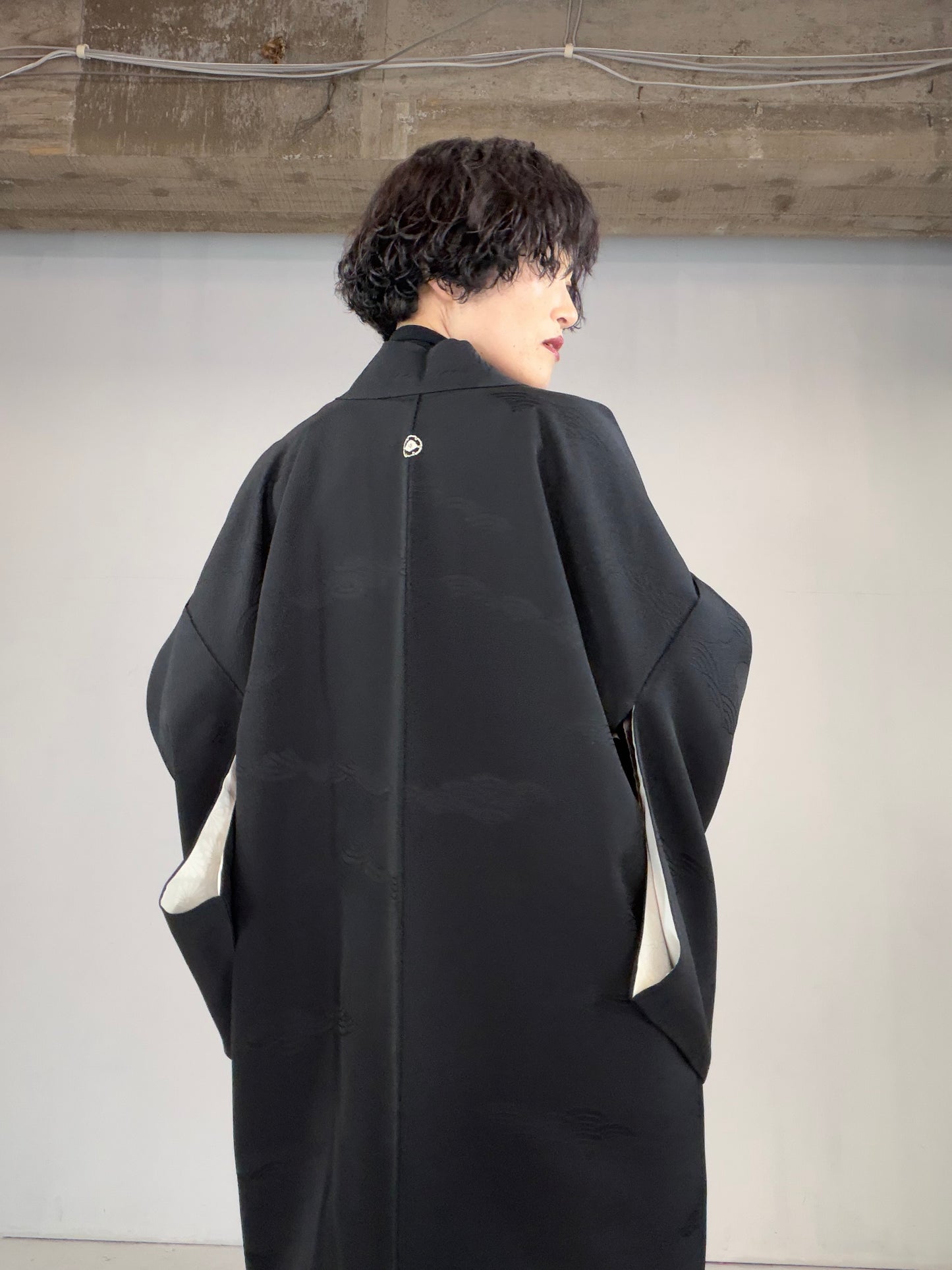 VINTAGE BLACK HAORI  "seigaiha, BLK129"