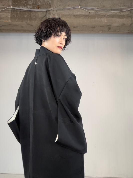 VINTAGE BLACK HAORI  "seigaiha, BLK129"