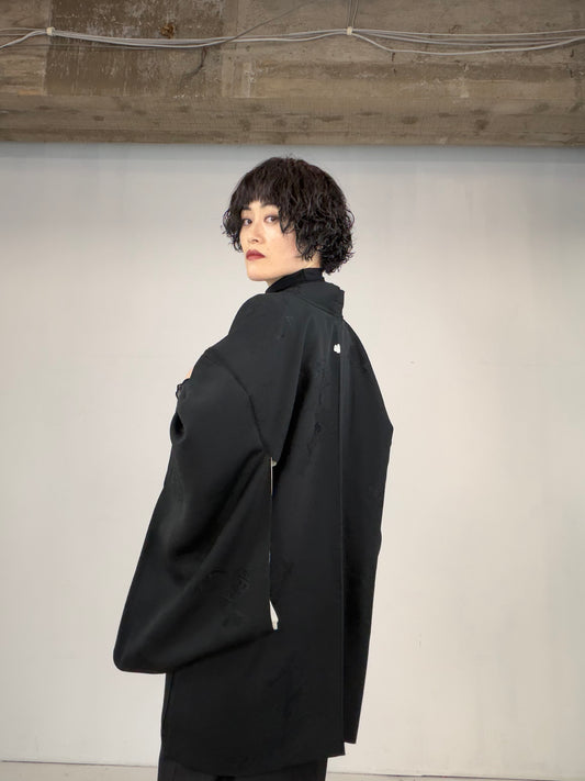VINTAGE BLACK HAORI  "kamon, kikkou, jimon, BLK132"