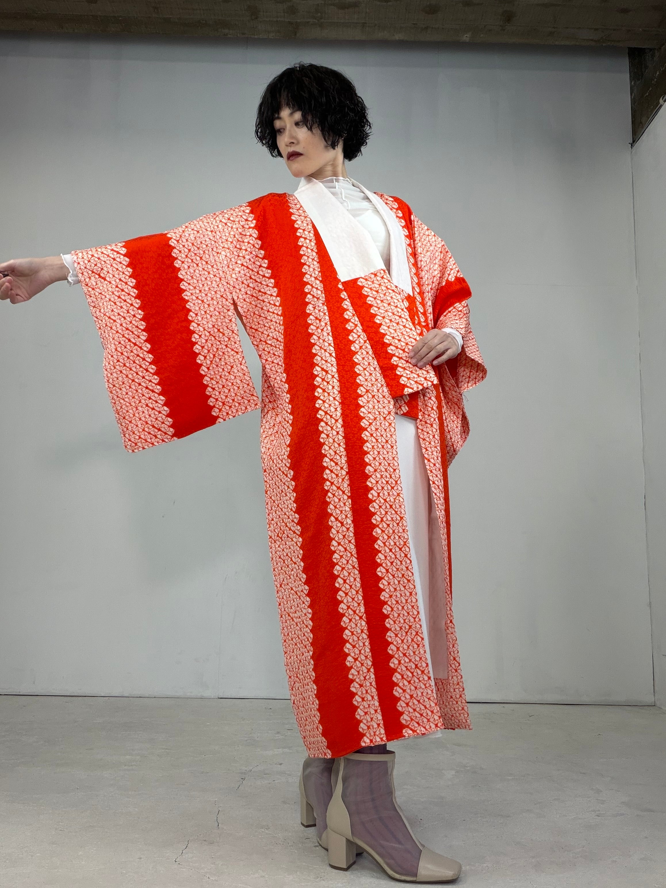 VINTAGE-NAGAJYUBAN-LIGHTWEIGHT KIMONO – MACHIKO KIMONO Japanese