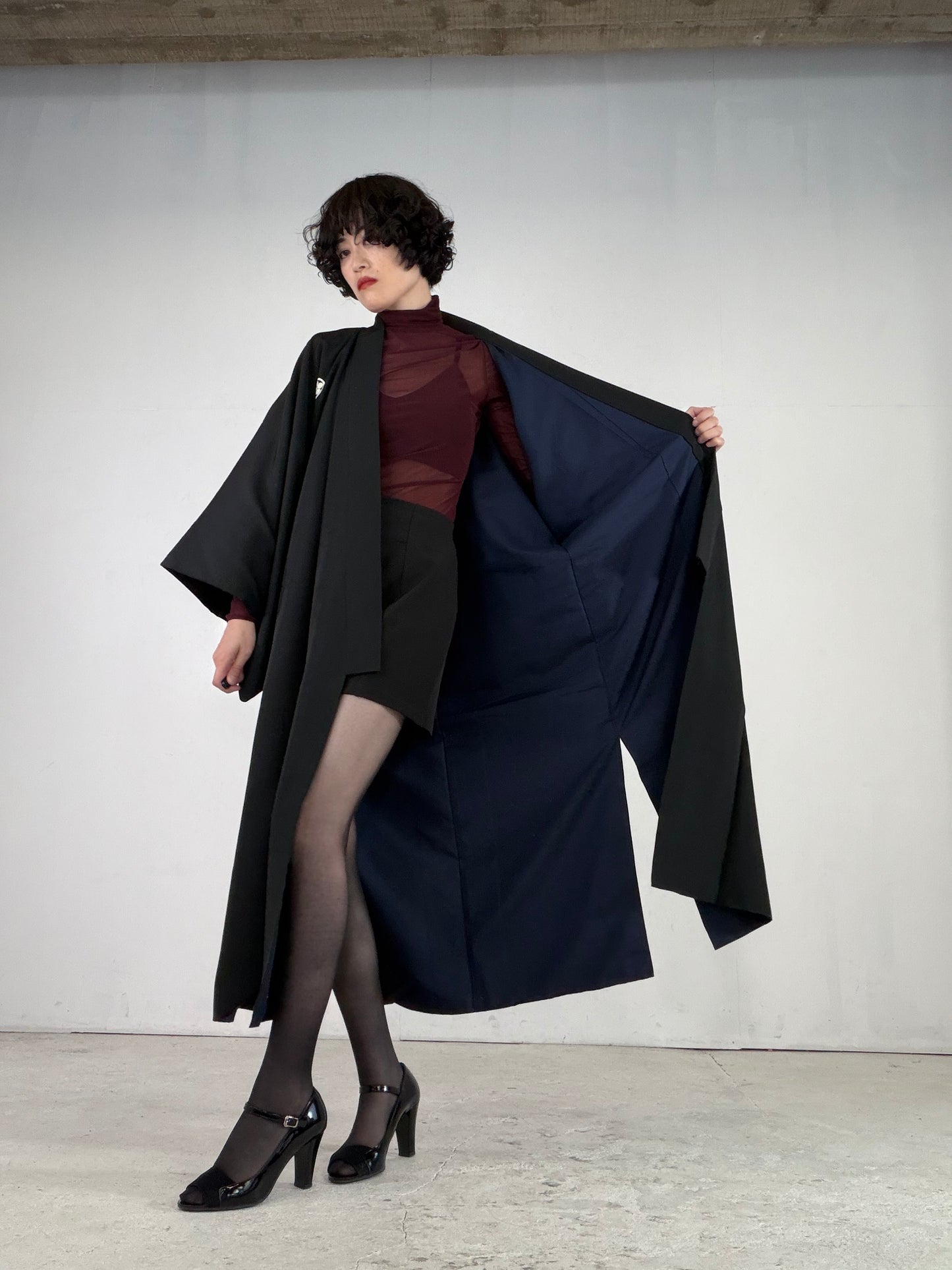 Kimono Dress Gown with String Belt – Upcycled from Vintage Men’s KUROMONTSUKI Kimono, DRE034