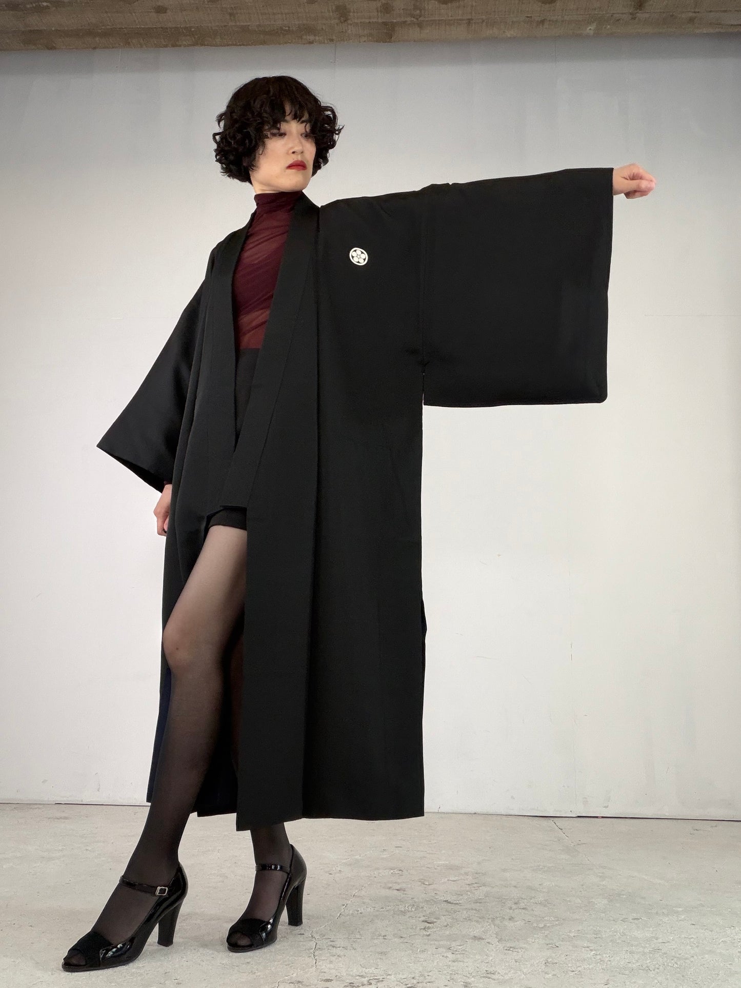 Kimono Dress Gown with String Belt – Upcycled from Vintage Men’s KUROMONTSUKI Kimono, DRE034
