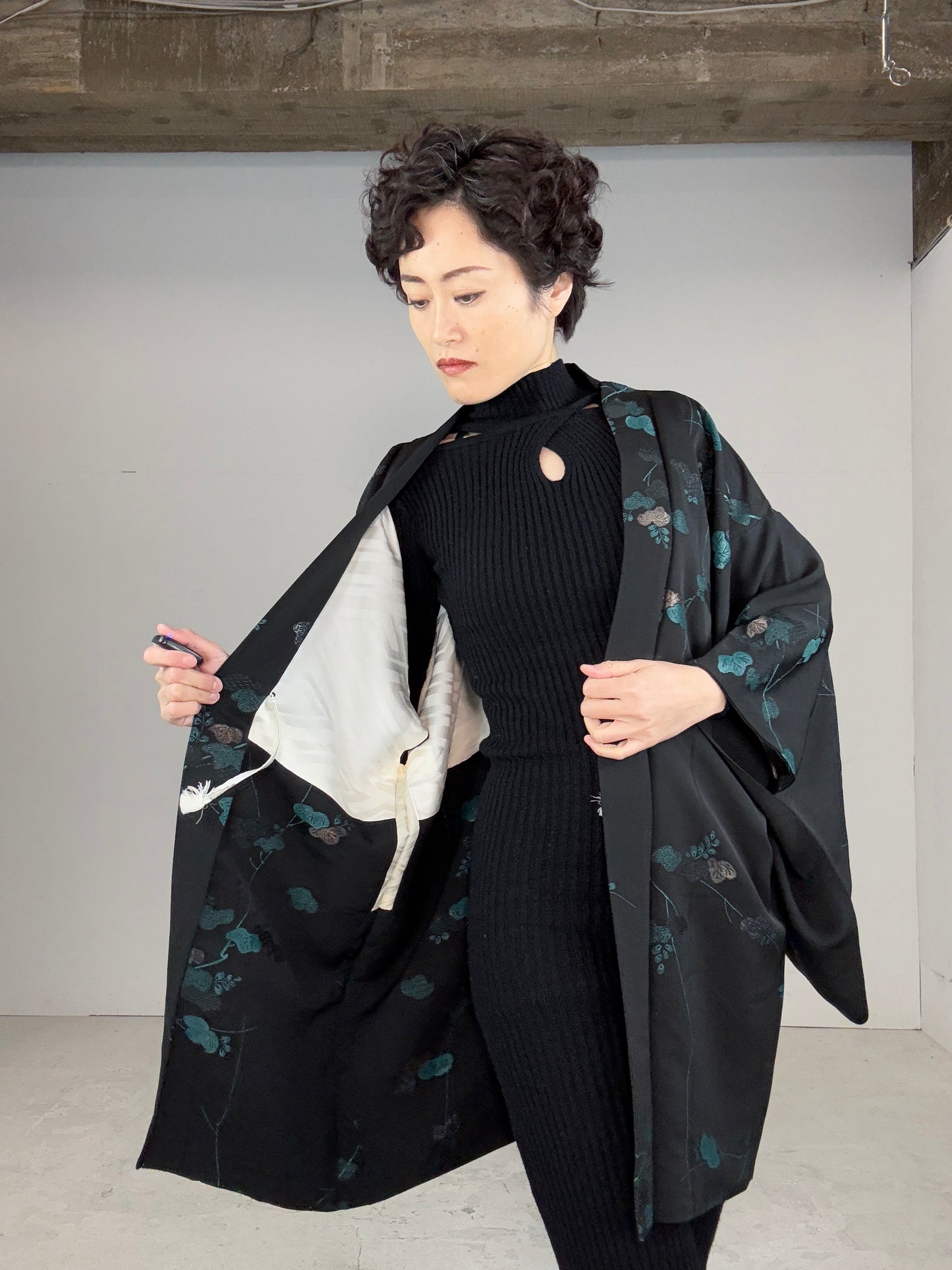 VINTAGE BLACK HAORI "unique pattern, matsu, glitter ageha"