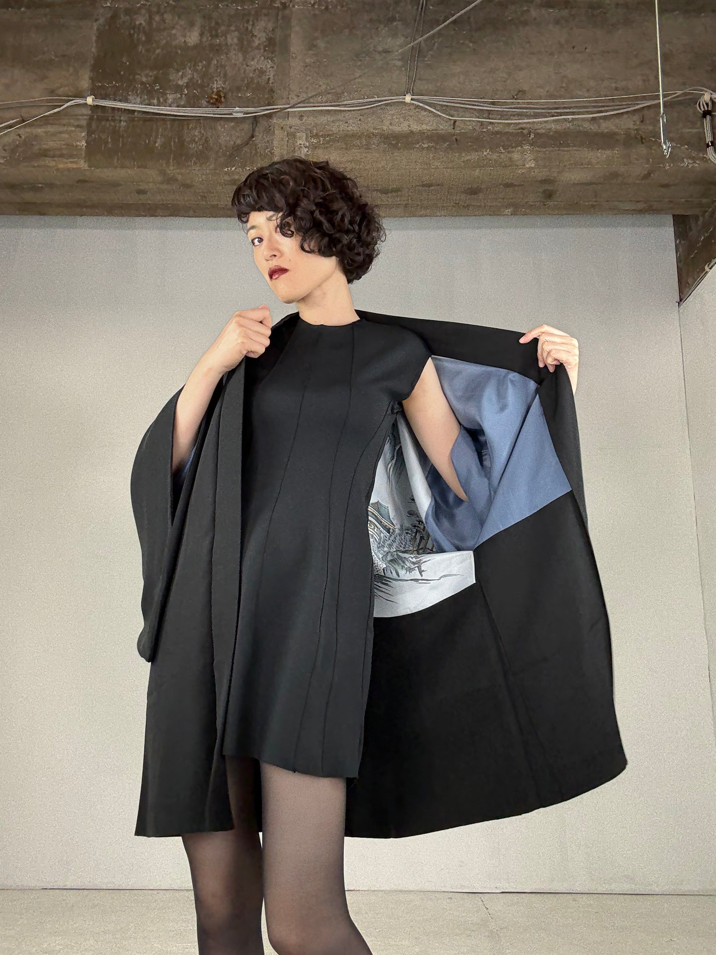 VINTAGE KUROMONTSUKI HAORI "yama no shiro"