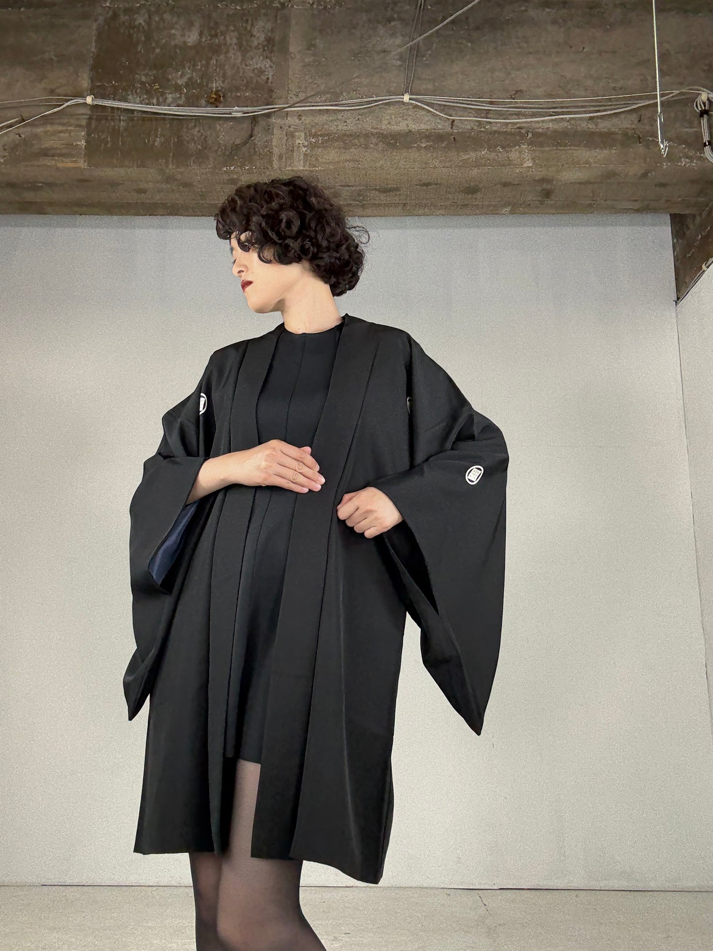 VINTAGE KUROMONTSUKI HAORI "yama no shiro"