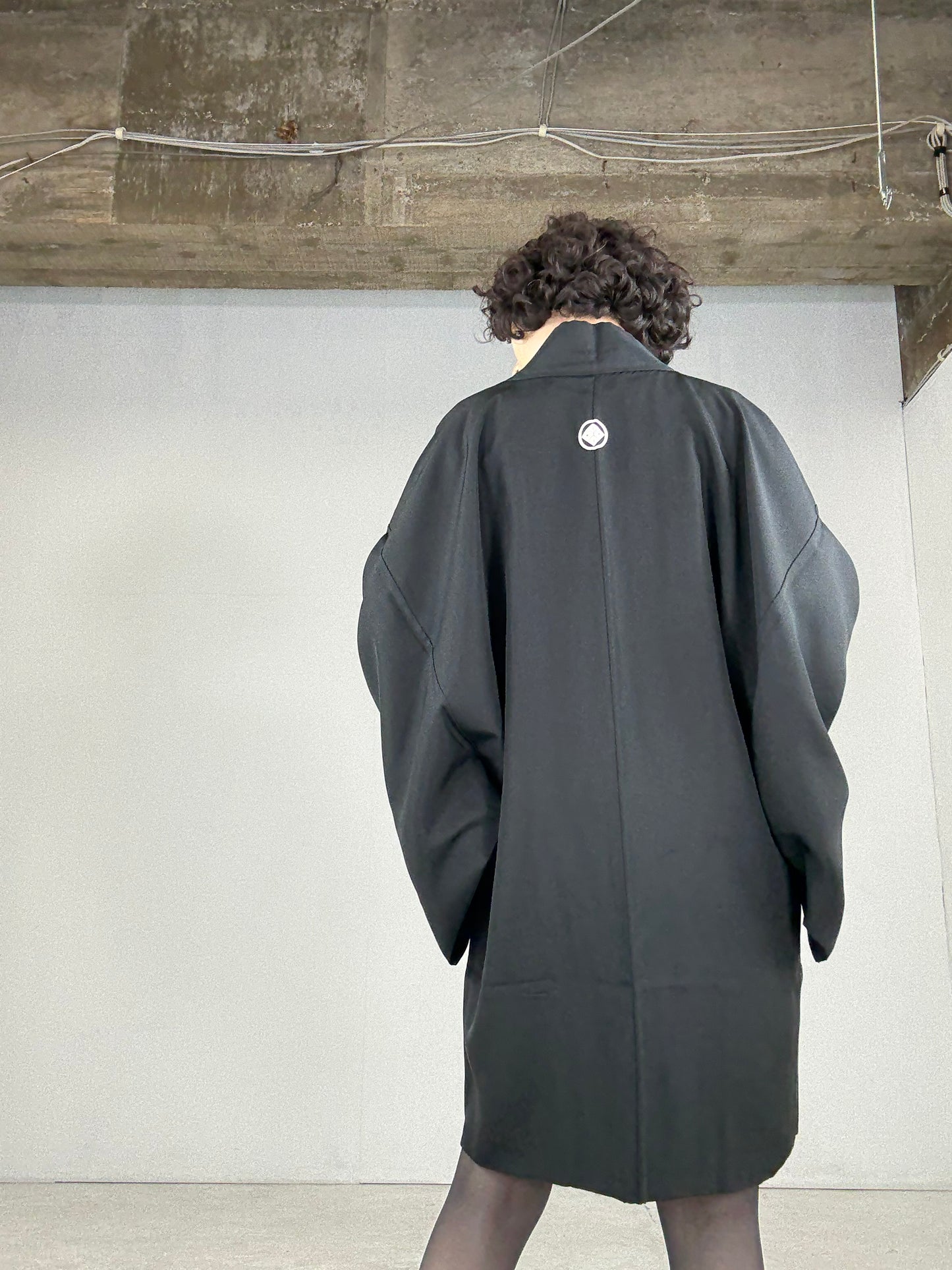 VINTAGE KUROMONTSUKI HAORI "yama no shiro"