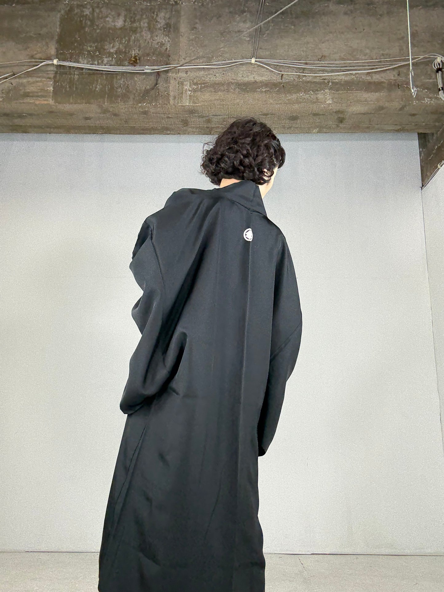 VINTAGE KUROMONTSUKI HAORI "gold, oyashiki" *damage