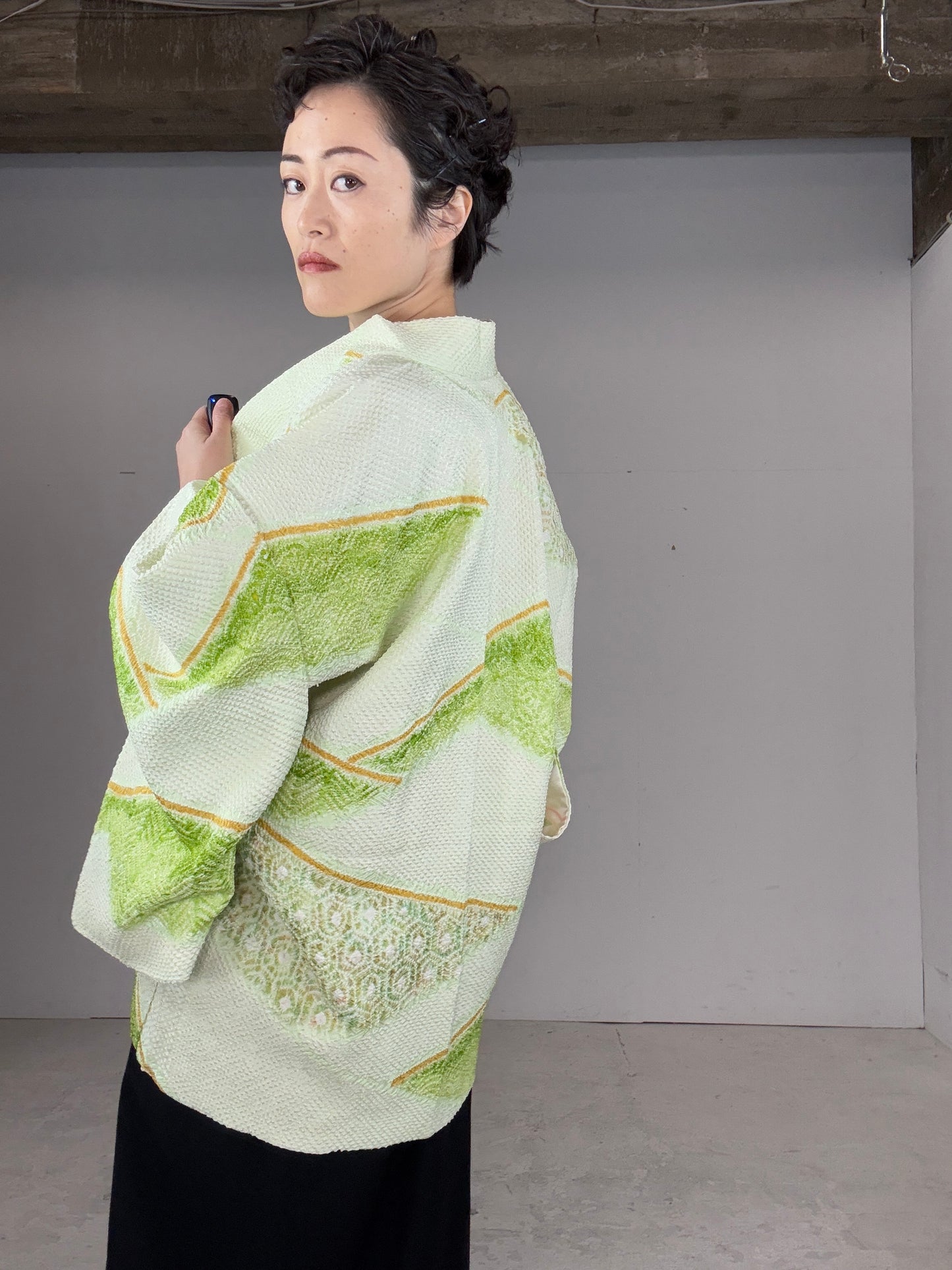 VINTAGE SHIBORI HAORI "white, green"