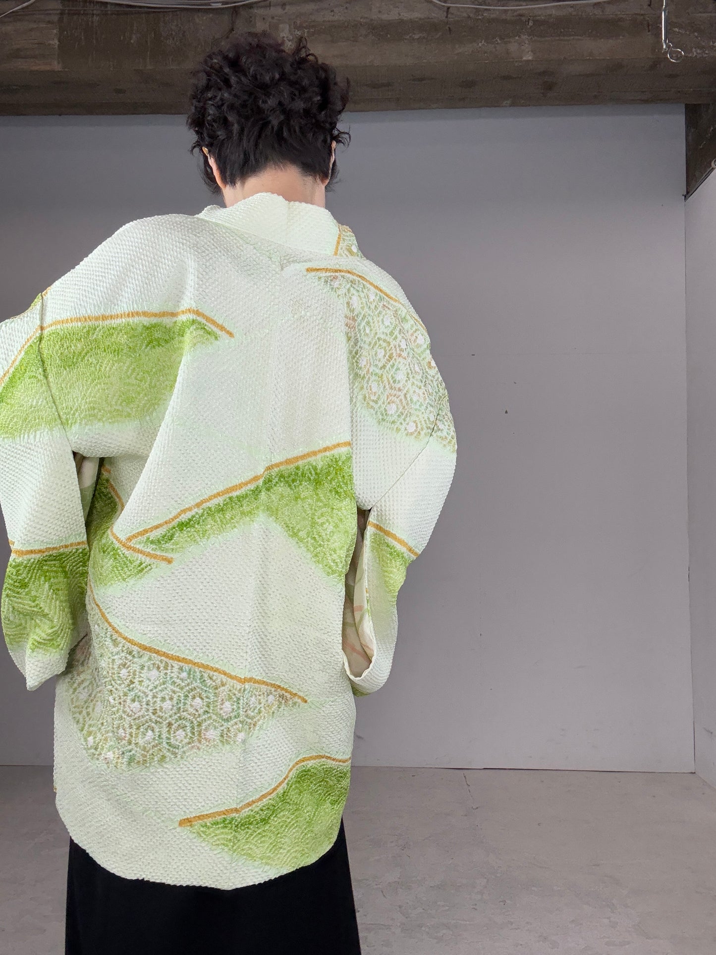 VINTAGE SHIBORI HAORI "white, green"