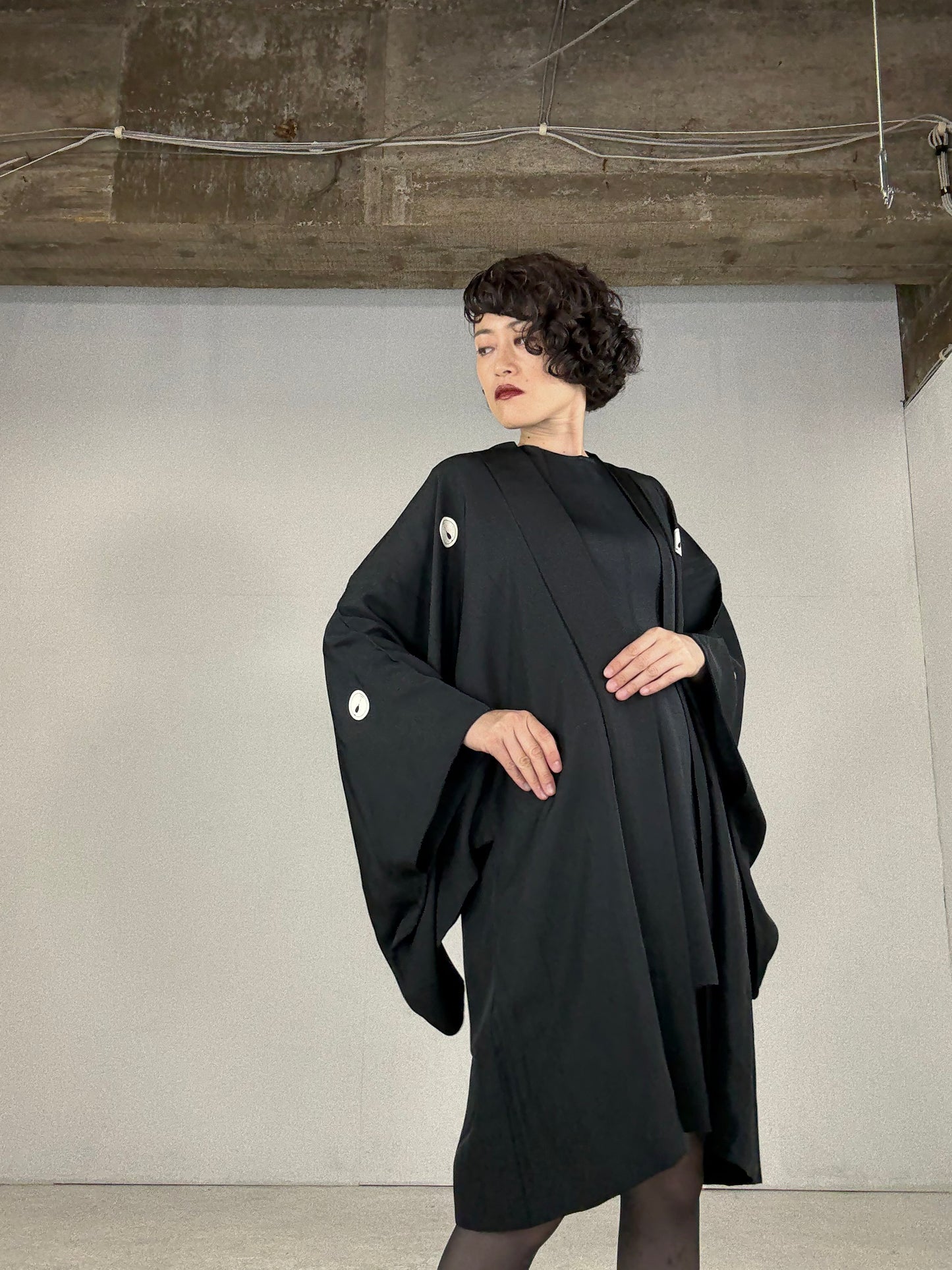 VINTAGE KUROMONTSUKI HAORI "matsu, noumen" *damage