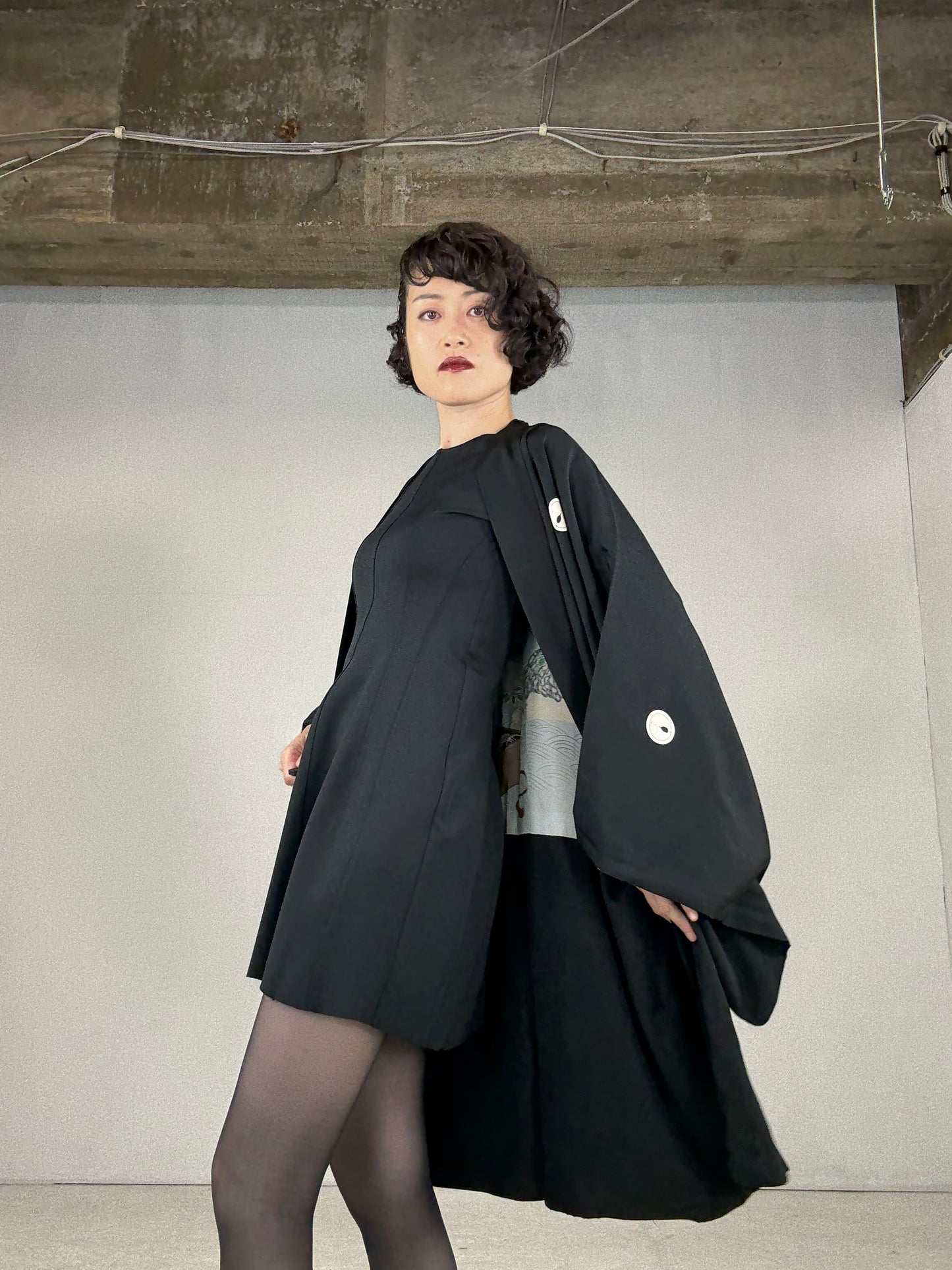 VINTAGE KUROMONTSUKI HAORI "matsu, noumen" *damage