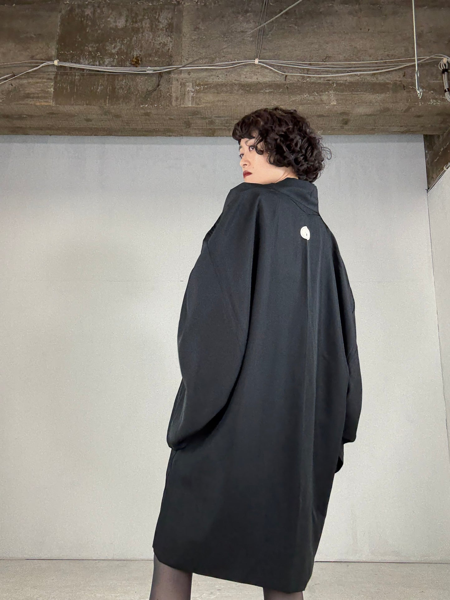 VINTAGE KUROMONTSUKI HAORI "matsu, noumen" *damage